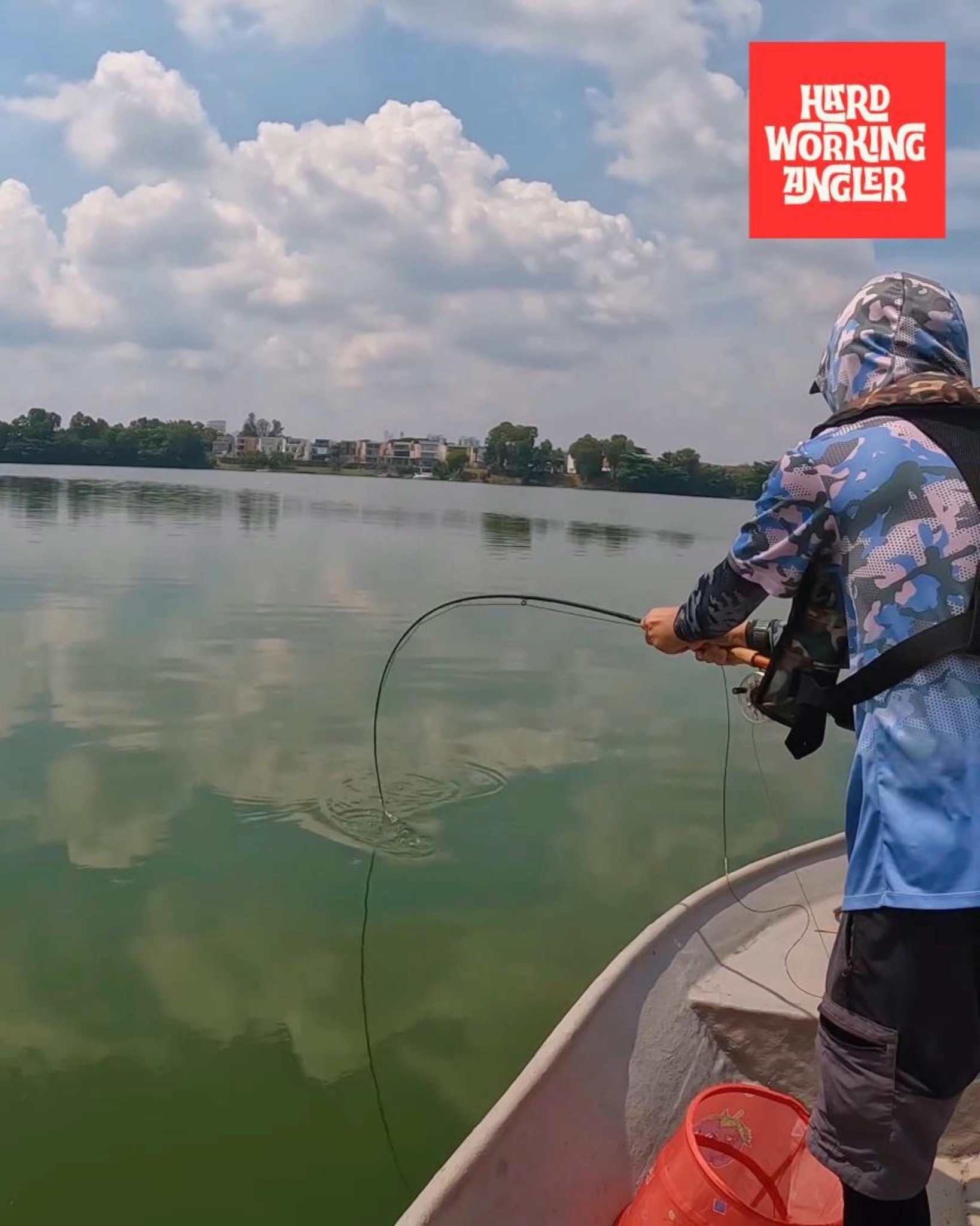 fly fishing for urban peacock bass in Kuala Lumpur. Contact us for enquiries on our peacock bass fishing trip in Malaysia.
Our website - https://www.hardworkingangler.com
#peacockbassfishingguidemalaysia #hardworkingangler #fishing #visitmalaysia #peacockbass