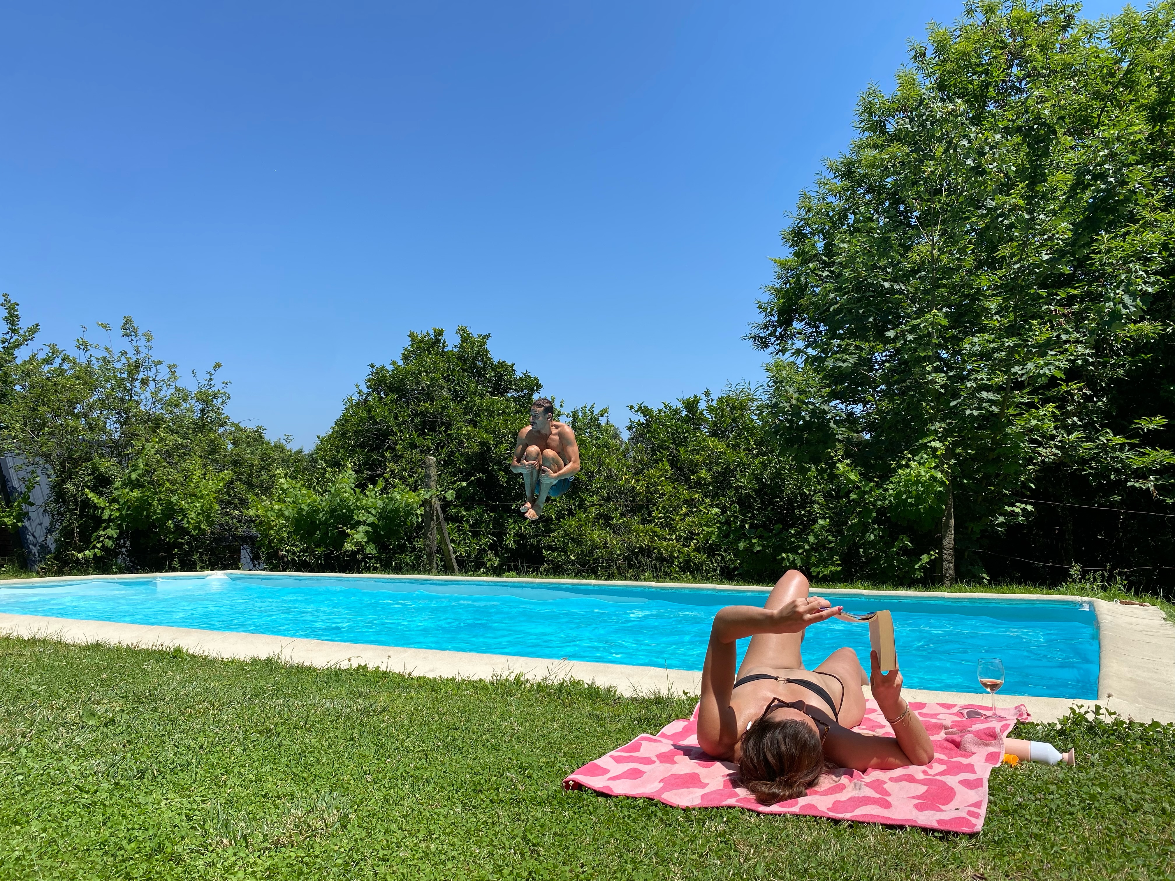 Our manager Yannick declares the pool season to be open!
This week we have families here for holidays and Saturday our next retreat starts again!
Happy people all over, how much we love our Summer season ♥️
•
#glampingportugal #summerholiday #familyholidays #retreatcenterportugal #wehaveavailability