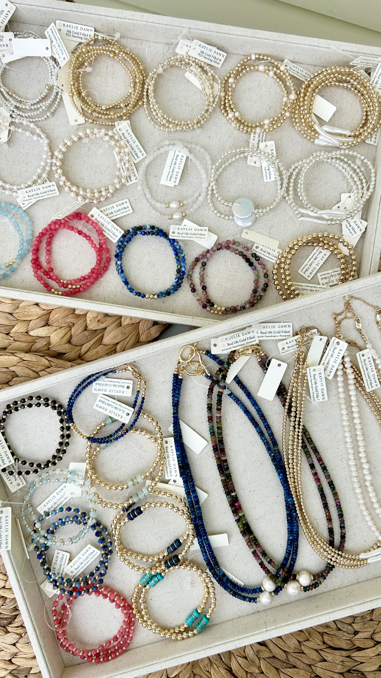 A trip to the Cape is in your future… @bankandmain_harwichport has nailed it again! Shop this truly gorgeous assortment of Kaylie Dawn goodies at their Main Street shop this summer ✨🤍🌊
#jewelrydesigner #wholesalejewelry #handmadejewelry #madeinrhodeisland
Woman-owned | Classic and in style | Pearls are always a good idea