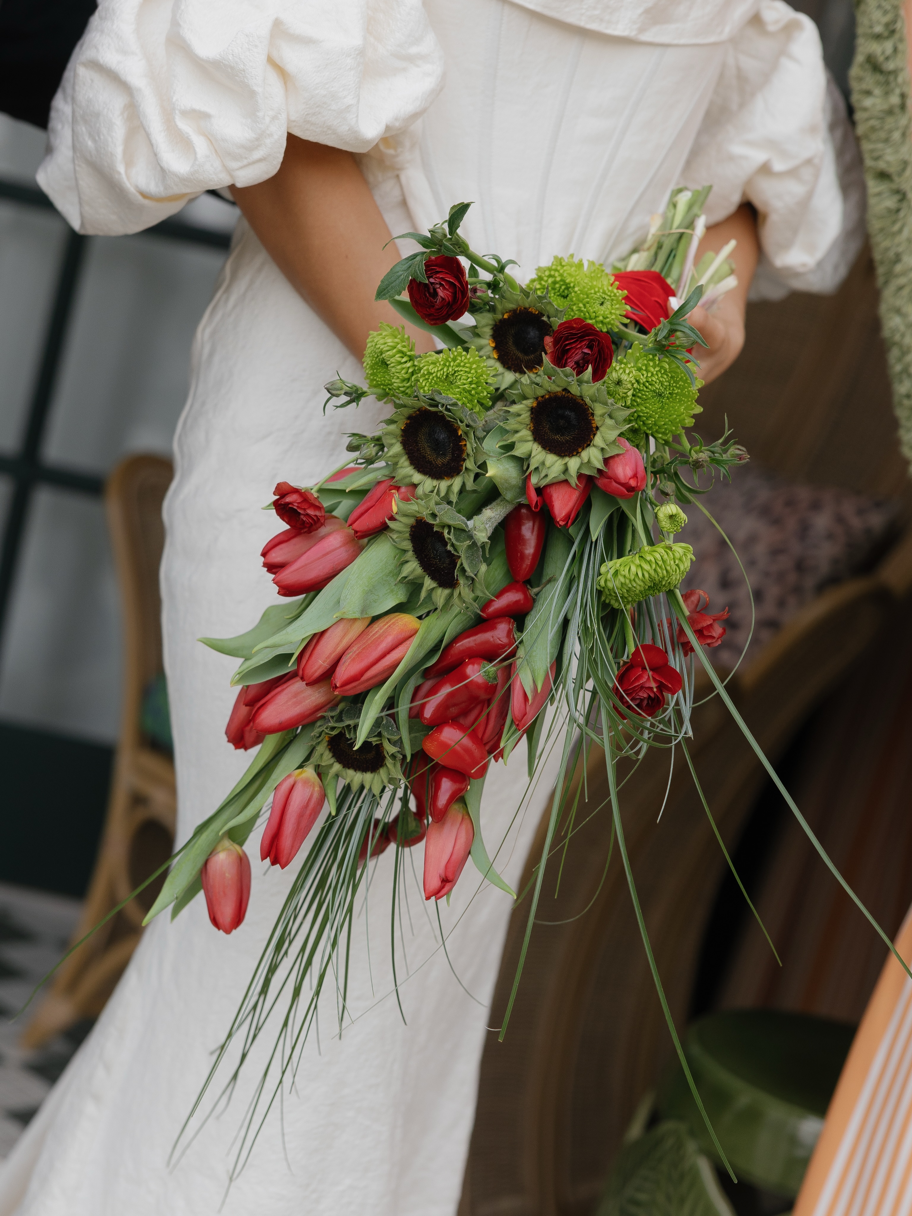 wait… what if we added peppers?
this styled shoot is what happened next.
Photo: @mariadavisphoto
Venue: @thelafayette
MUAH: @karolina_makarenko
Video: @cineeye_wedding
Florist: @freshflowersociety
Cake: @flavorful_sd
Styling: @byangeltan
Bespoke Custom Tuxedo: @zegliocustomclothiers @zegliobeverlyhills @zegliosd @zegliooc
Couple: @themodeldocs