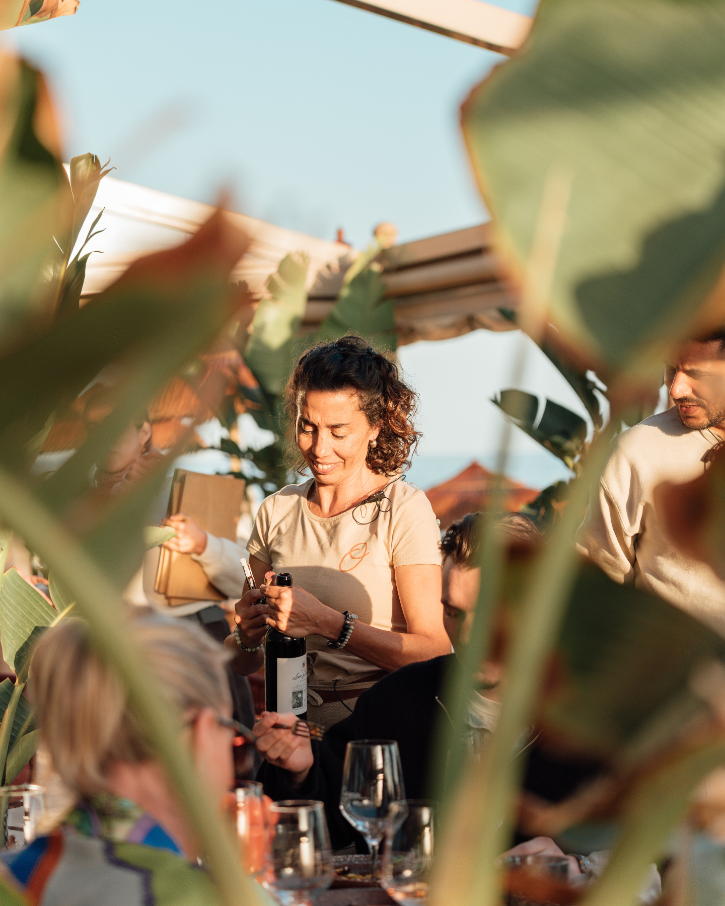 Where every detail invites you to slow down πΏβ¨
Warm tones, tropical corners and that effortless Oyana energy set the scene, while attentive service makes every moment feel easy and welcoming. From the first sip to the last golden light, itβs all about beautiful spaces, relaxed vibes and staying a little longer.
#MorningGoals #oyanabeach #oyanabeachrestaurant #marbellarestaurant #marbelladining #marbellabest #marbellaforlife #marbellaeast #oyanafood #experienceoyana #foodexperience #timetoslowdown