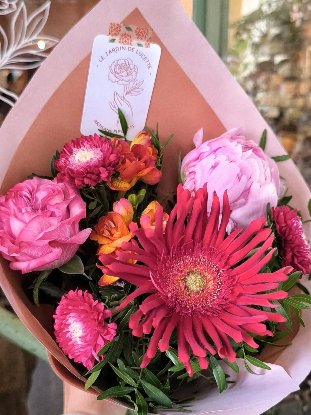 Un grand merci pour cette très belle fête de toutes les Mamans ! Merci pour votre confiance, et patience pour ceux qui n'ont pas pensé à réserver... On se retrouve ce mardi à 15h30 avec une nouvelle belle semaine au Jardin de Lucette.
》Le Jardin de Lucette, Artisanes Fleuristes, 34 rue de la Concorde, 31000 Toulouse, du mardi au dimanche.