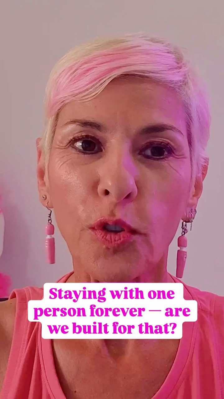 I said it and I’ll stand by it — I don’t think we’re built to want the same person the same way for 50 years. That’s not pessimism. That’s just honesty.
But @drjenniskyler and Daniel Lebowitz (married s*x therapists) pushed back in the best way. It’s not about the person. It’s about whether growth is still happening. Because once stagnation sets in, the sexual relationship is already over — it just doesn’t know it yet.
There are always more layers to unpack. The question is whether you’re still curious enough to try.
Part 2 of my conversation with Dr Jenni Skyler and Daniel Lebowitz episode link in bio. 🎙️