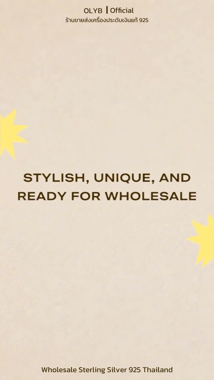 Unique earrings, made to shine in your own style. ✨
A modern design that makes every look stand out.