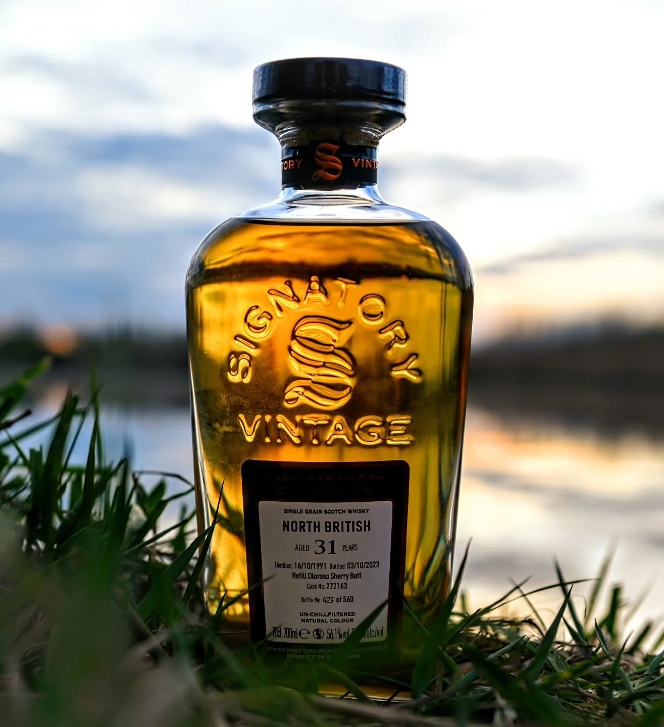 A sunset shot of a sunset worthy whisky.
@signatoryvintage1988 released this outstanding North British in 2023 after 31 glorious years in a refill Oloroso Sherry Butt. Cask strength of course that rings in at 56.1% abv and in the classic decanter style Signatory bottles with the large cork toppers.
This whisky is a single grain made from 85% Maize and 15% malted barley but this has a very malt forward style profile which I found strange at first. North British is always usually robust and oily with a great mouthfeel, especially at this higher abv.
Malty, honey drenched raisins, caramels and a touch of clove/cinnamon. Alcohol is present but not overbearing at any time. A beautiful and delicious well-made single grain whisky!
.
.
.
.
.
#singlegrain #northbritish #signatory #caskstrength #sherry