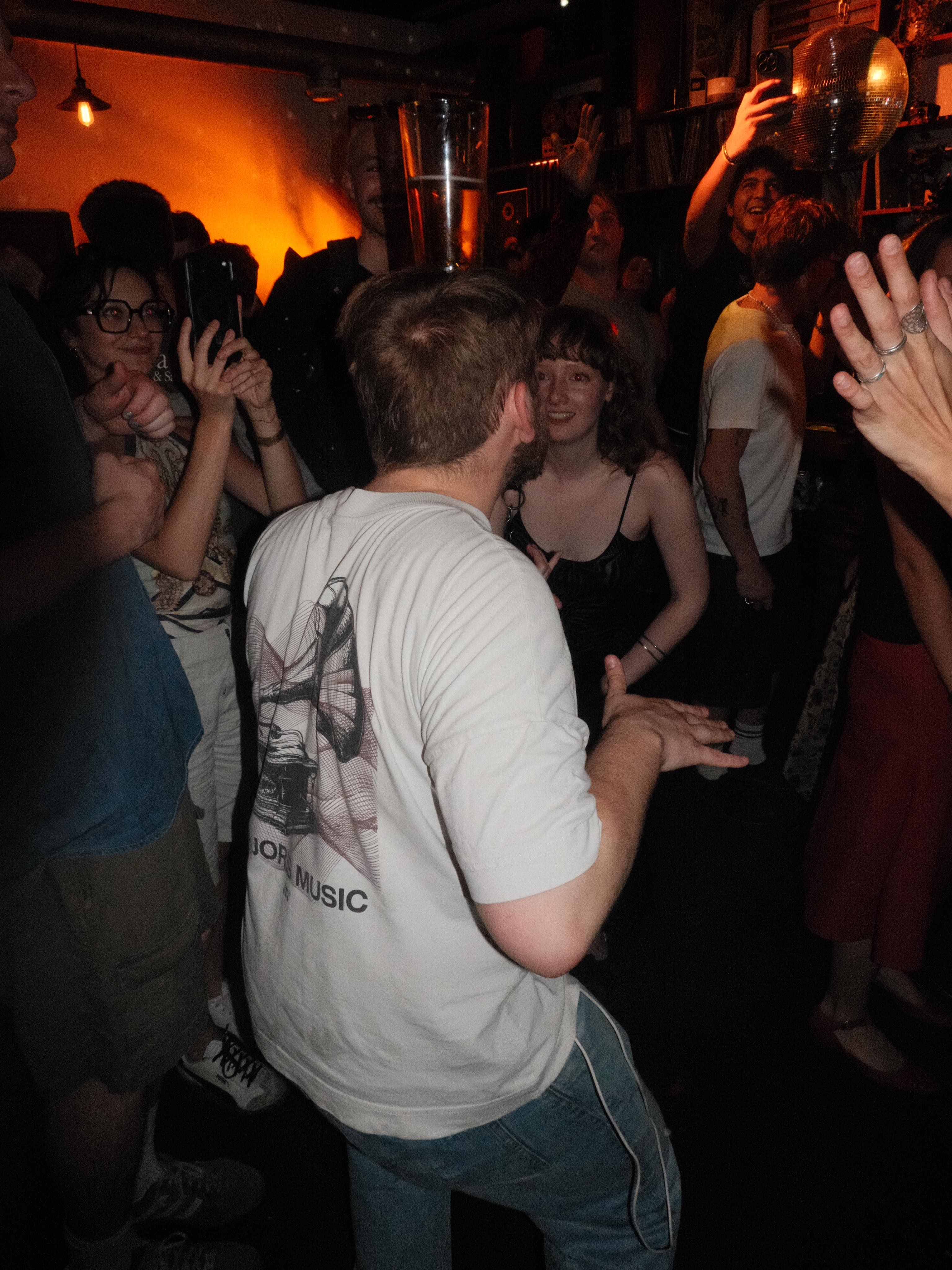What makes a good party? đ„ł
đThe people, for sure.
đżThe music, undoubtedly.
đ Some cake? Hell yeah.
đ Some presents, definitely.
Our 2 year birthday of BYOV was an absolute blast. It was an analogue party, in all the classic ways.
Thank you to everyone who came to celebrate with us. Weâre very excited about starting our 3rd year of BYOV and taking it to new heights!