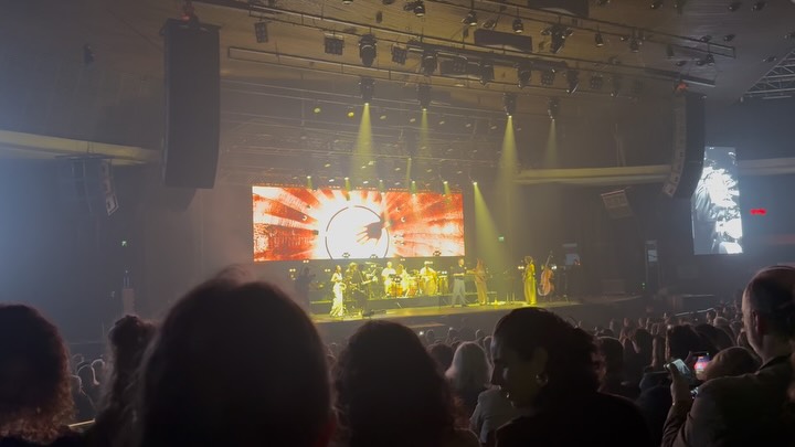Que show maravilhoso!
Noite muito especial com @drexlerjorge!❤️ Obrigada, querido @drexler.daniel pelo convite!🥰
Foi lindo! Amei! 🇺🇾🇧🇷