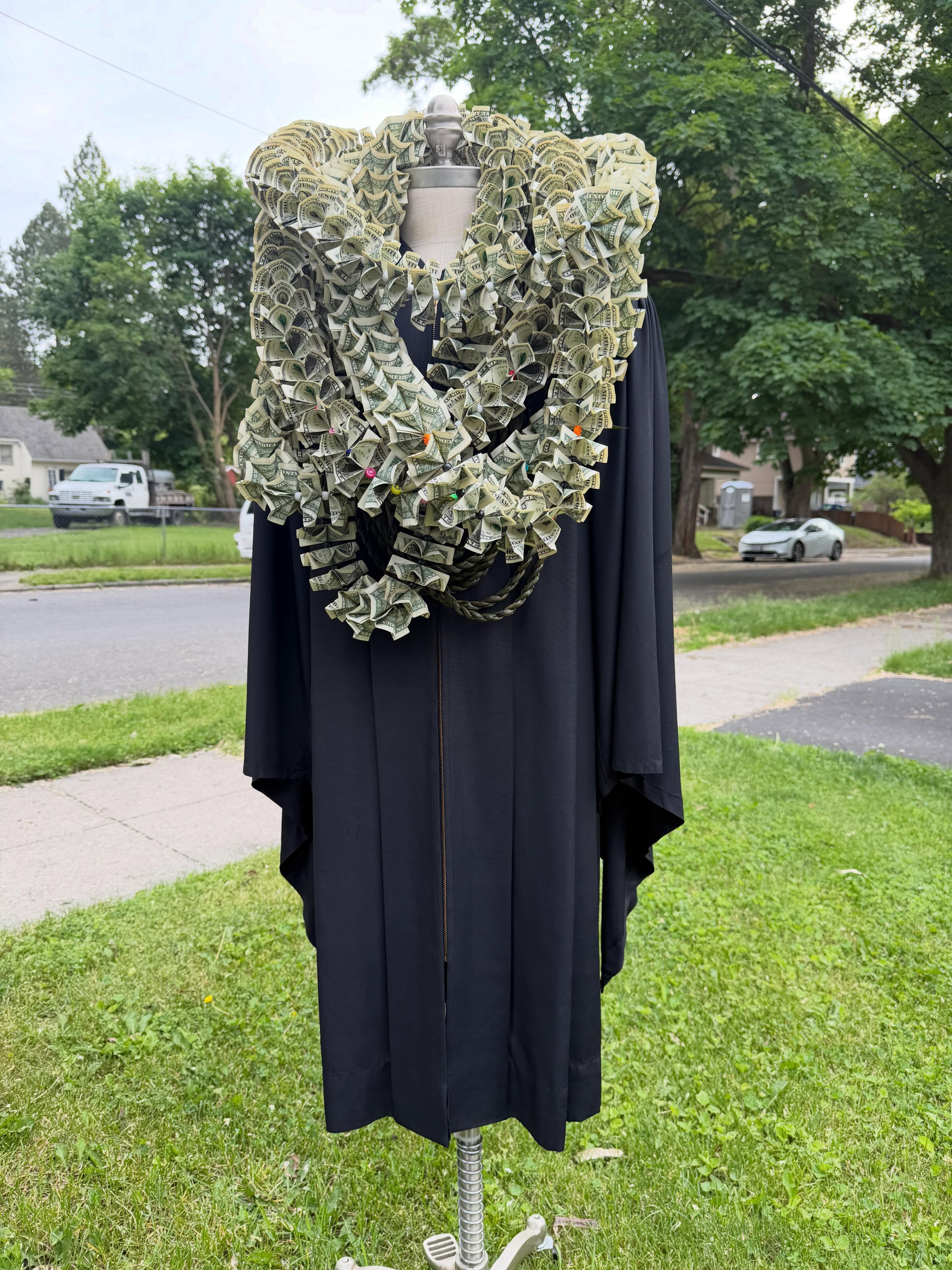 I’ve got a few money lei available! Let a girl know!