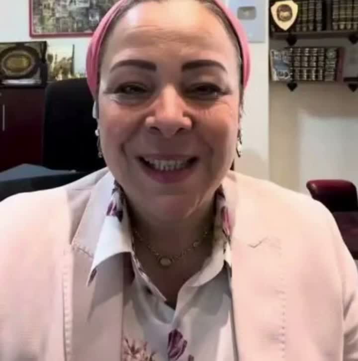 ادي النسويات و تفكيرهم و محاميتهم #نهاد_ابوقمصان.
تحريض و قمة الاهانة للراجل.
اي اهبل بيصدق ست يستحق اللي يجرا له.
#DrKhaledAboeldahab
#Criticalcare #LTC #REHAB #Virtualclinic
#www.khaleddahab.com
#www.drkhaledclinic.com