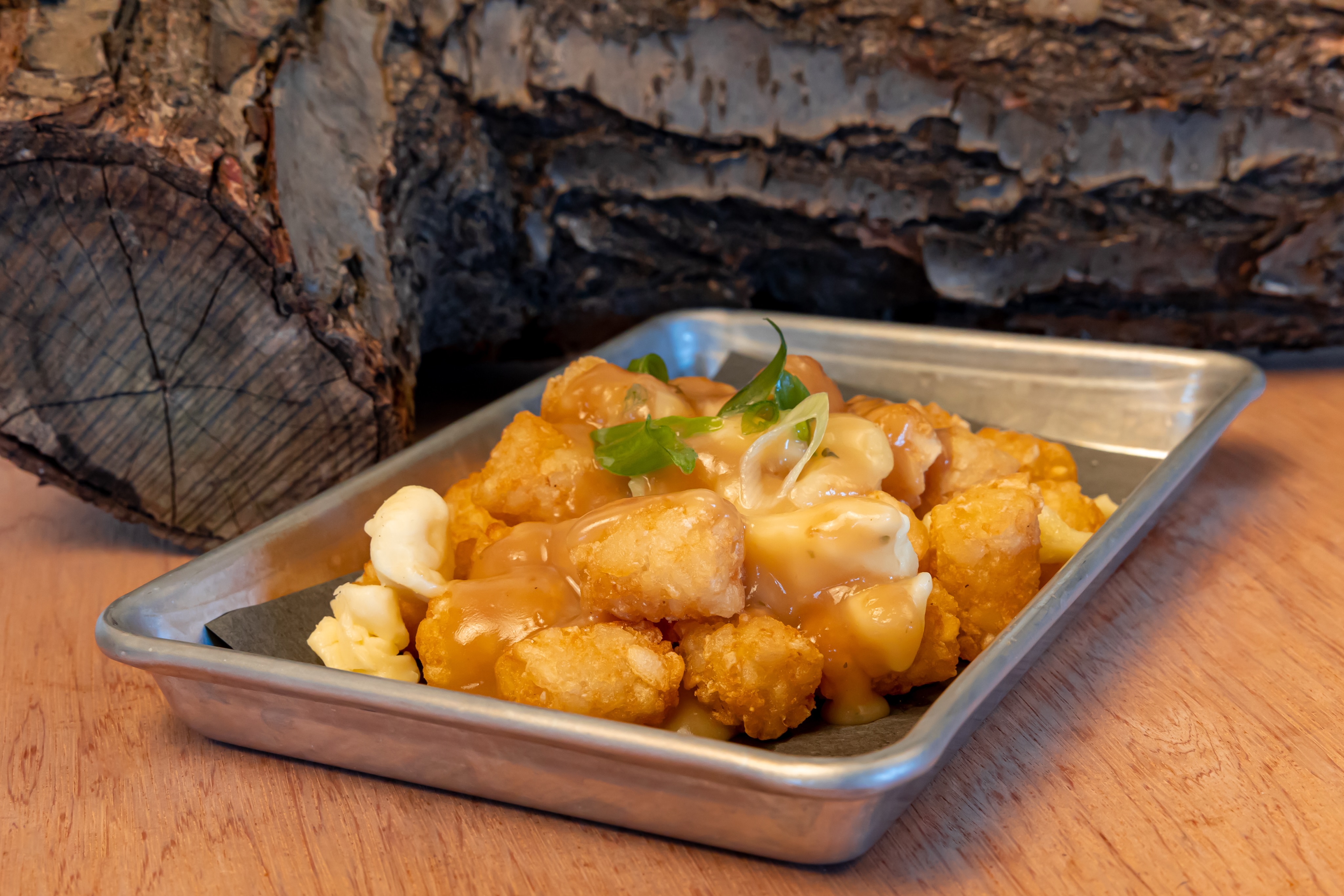 The ultimate side dish: Tater Tot Poutine! 😍
Join us for dinner and add it to your next meal 🧡
Open @ 4pm Mondays
#waterloofoodies #kwfoodies #kweats