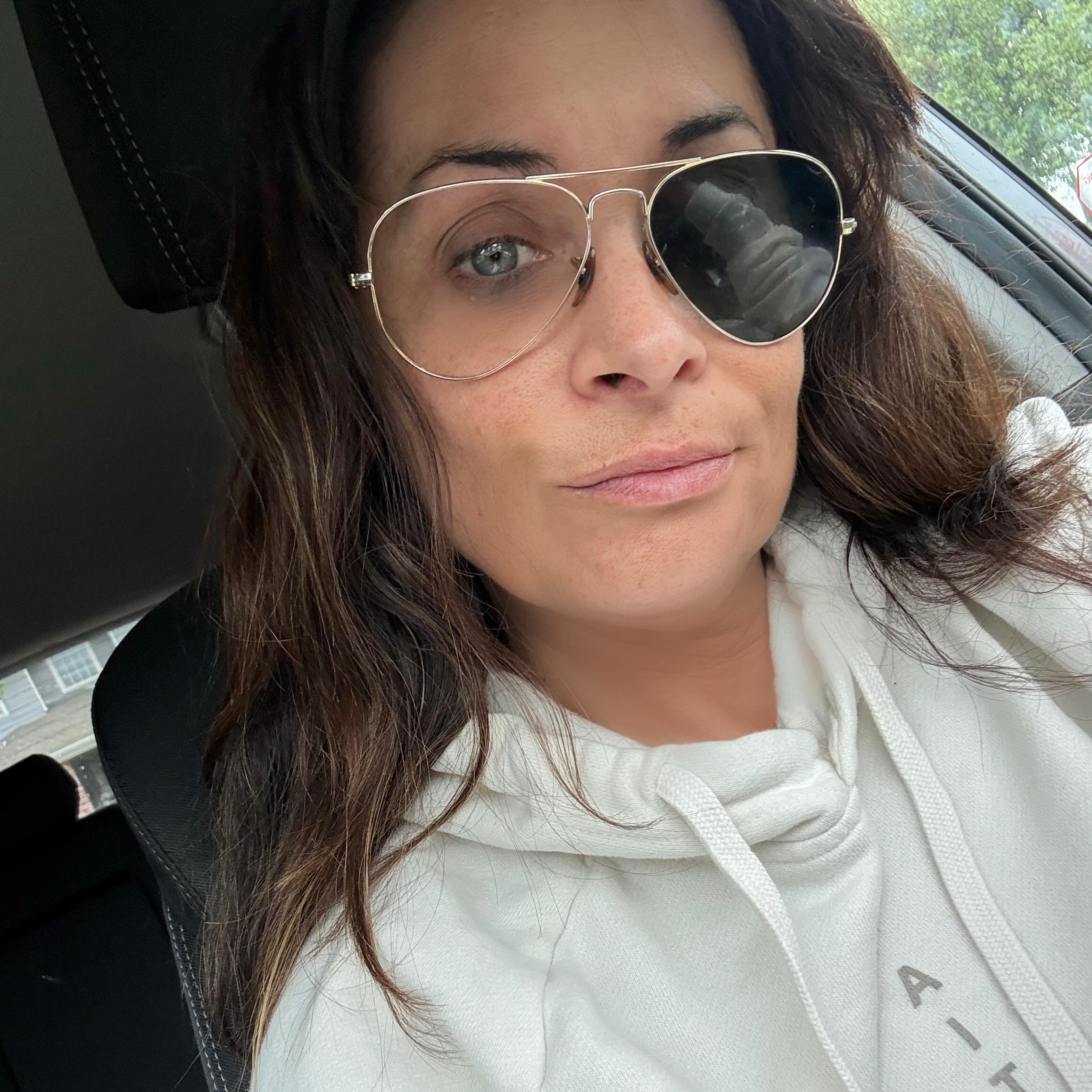 Made it through Maycember. Sort of๐ซ ๐คช May moments of mom madness but mostly the goodness that got me through๐โบ๏ธ #maybesomearefromapril #tootiredtocare #withalittlehelpfrommyfriends #momsaremagic #gotnewsunglassestoo