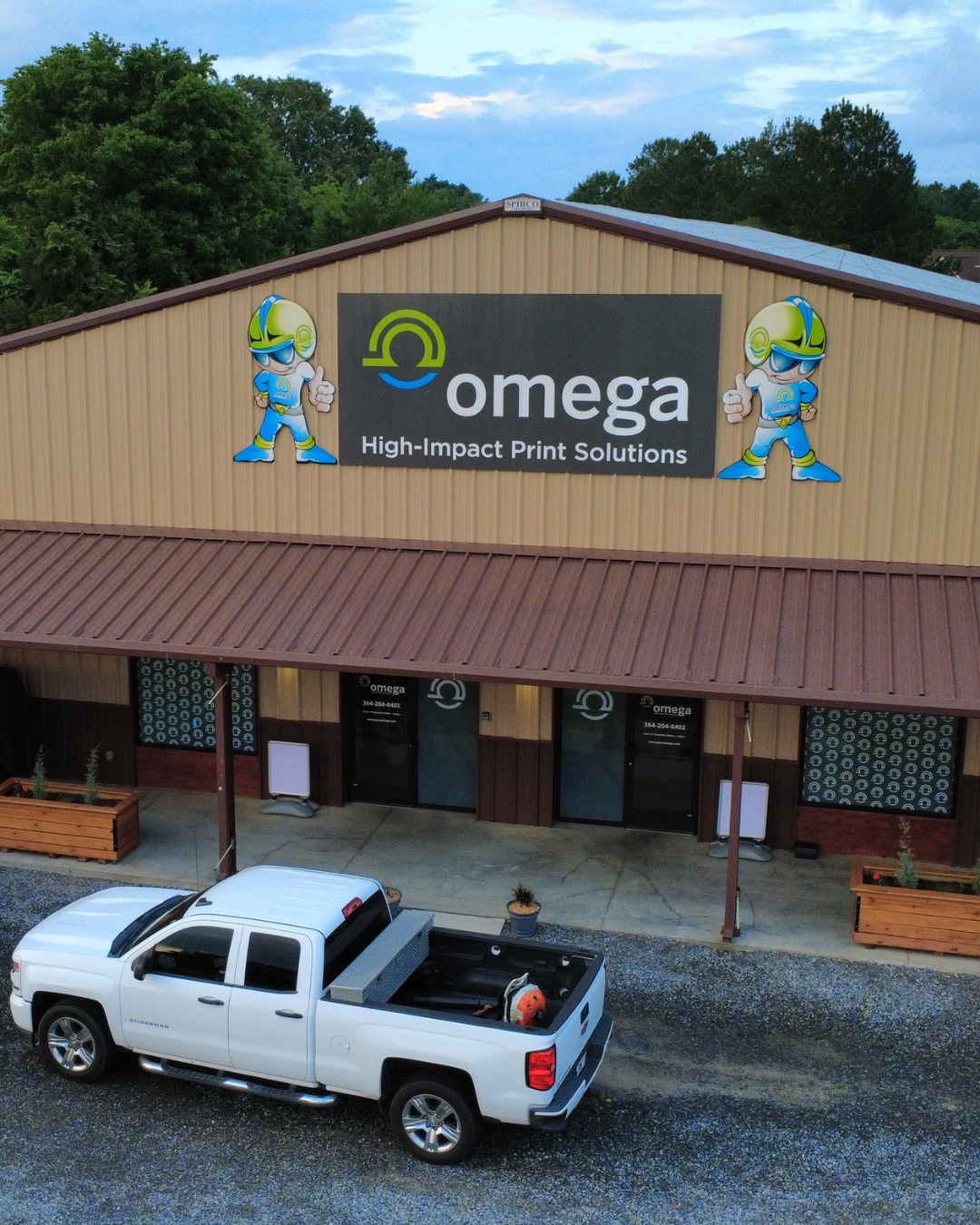 Open for business! Our Kentucky team has been hard at work getting our newest print shop up and running. From big ideas to bold prints, we’re ready to bring your projects to life.
📍1071 US Hwy 68 E, Benton, KY 42025
#YourOmega #BentonKentucky #MarshallCounty #Kentucky #Print