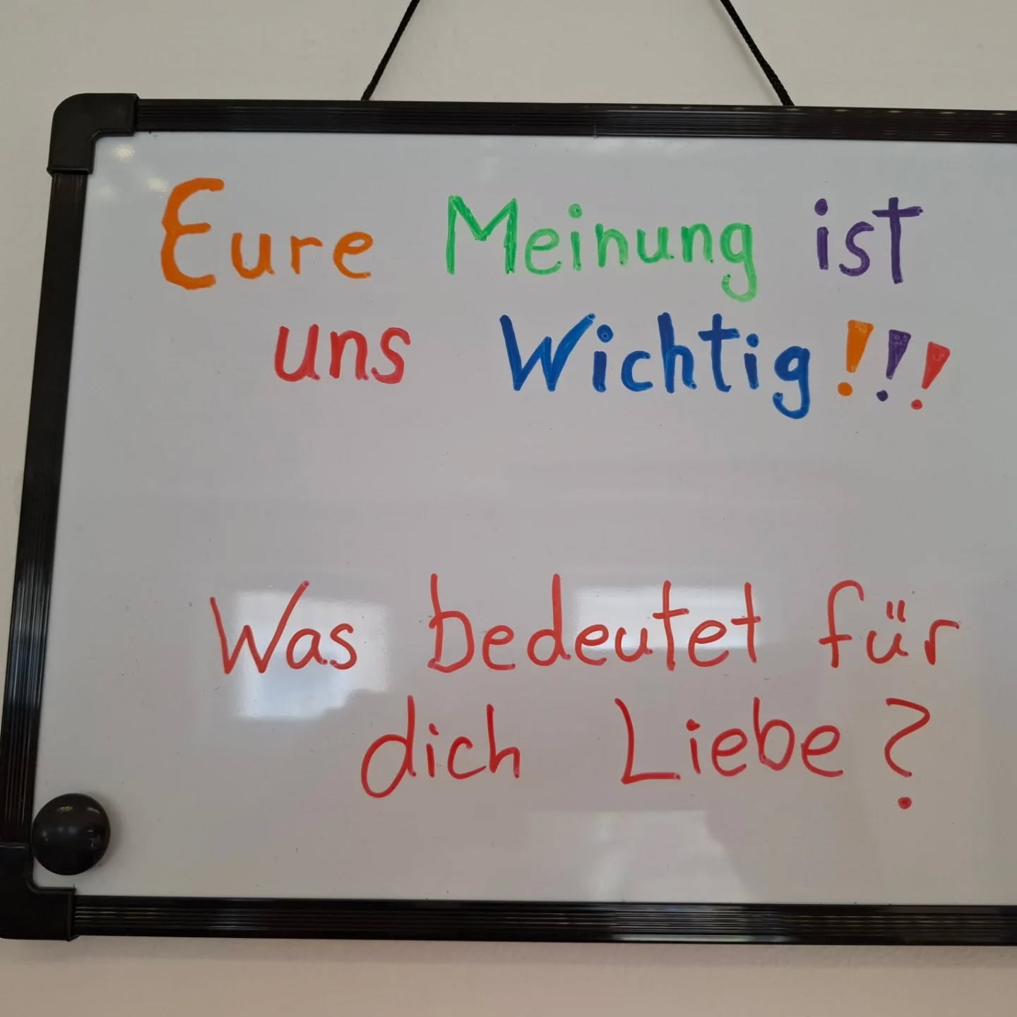 Was bedeutet für dich Liebe? Schreibt es in die Kommentare😊
#juze21 #Umfrage #Liebe
