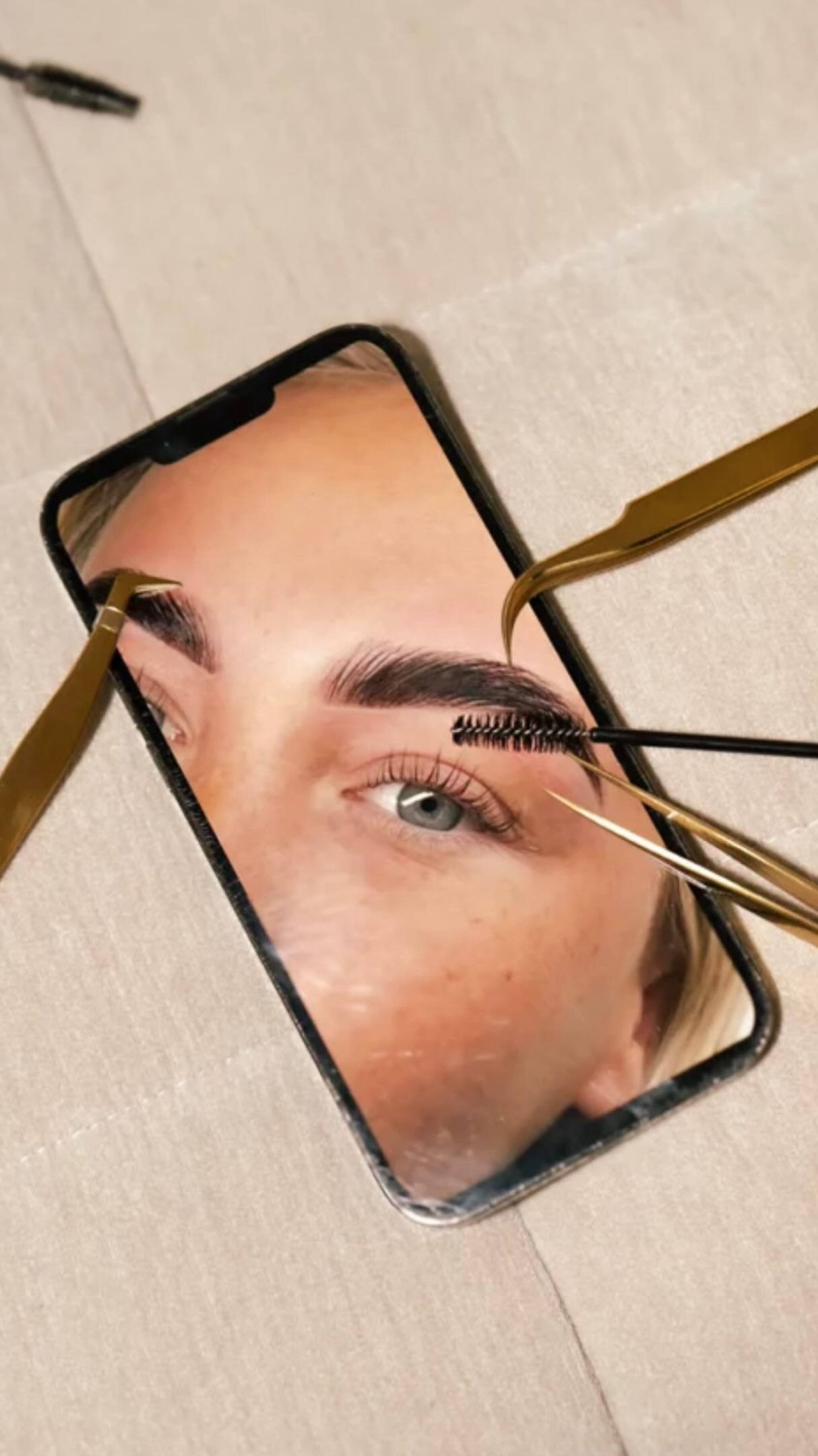 More than a service its an art form. đ¤ We donât just shape brows, we create balance, beauty and confidence through every detail.
Book with us via the link in the bioâ
đShop 5/ 108 maroubra road.
#maroubra #browlamination #browlami #beforeandafter #sydneysalon