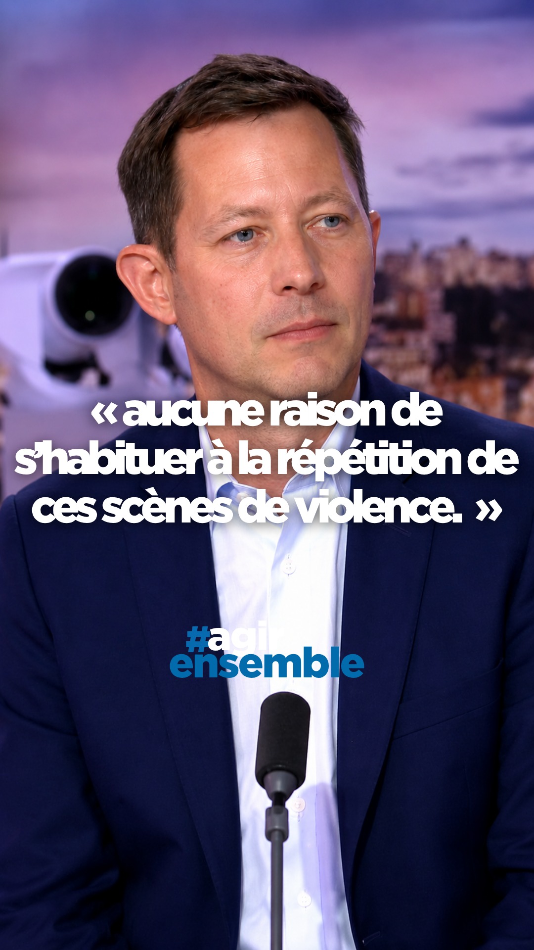 Il n’y a aucune raison de s’habituer à la répétition de ces scènes de violence. Ce n’est pas une banalité, ce n’est pas une fatalité non plus. La plupart des individus impliqués s’en sortiront sans conséquence : c’est à cette impunité qu’il faut mettre fin d’urgence.
L'analyse de @fxbellamy sur LCI résume parfaitement la situation. Face au chaos, la résignation n'est pas une option. Il est temps de restaurer l'autorité et de passer aux actes.
Vous êtes d'accord avec lui ? 👇
#agirensemble #Securite #LCI
