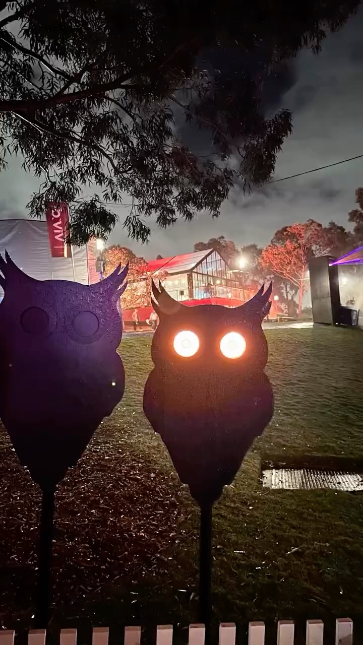 Colour me up at @vividsydney ❤️
#sydneytodo #vividsyd #sydneylife #fun
