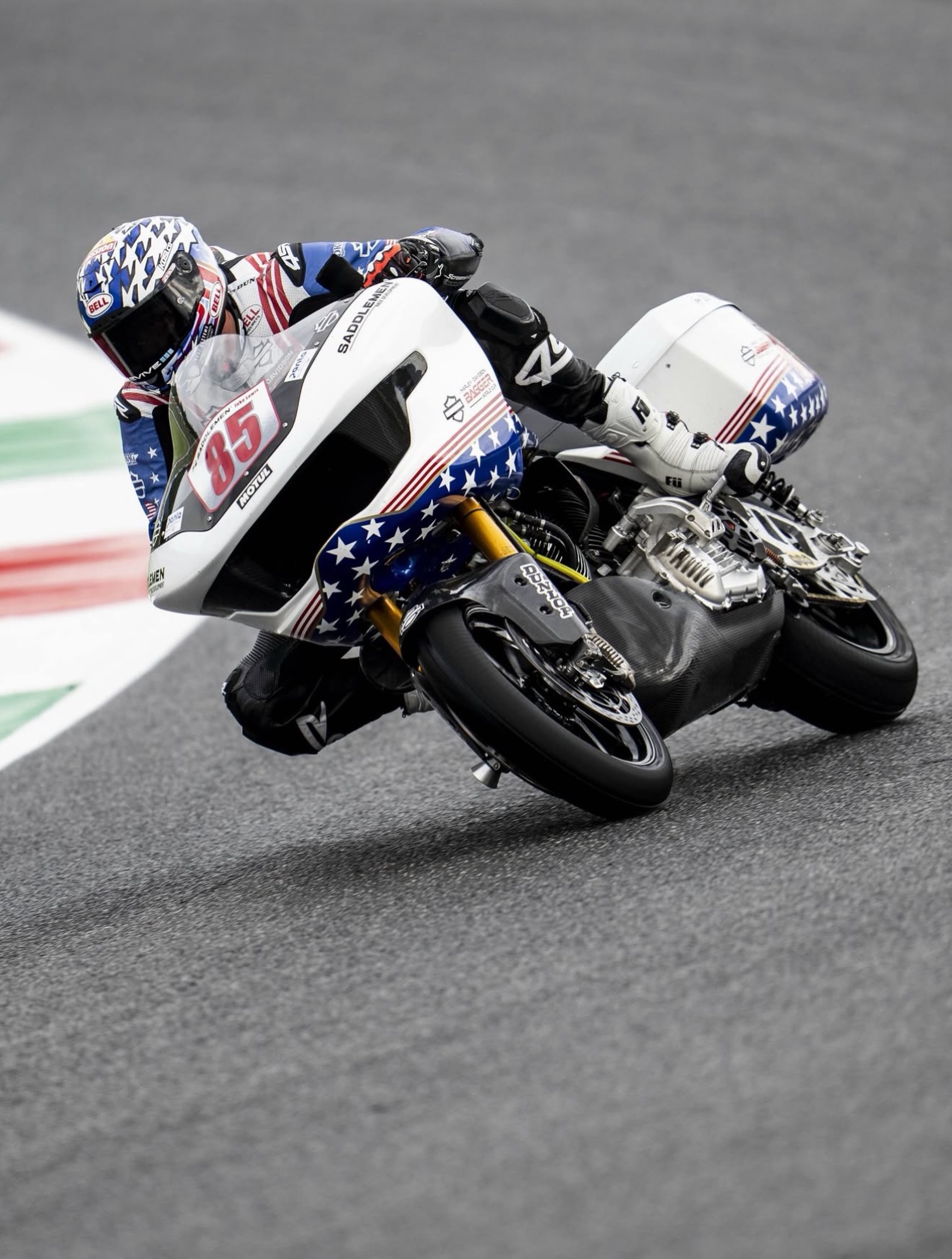 Jake the snake P6 both races at the @baggerworldcup in Mugello #lookgoodridefast