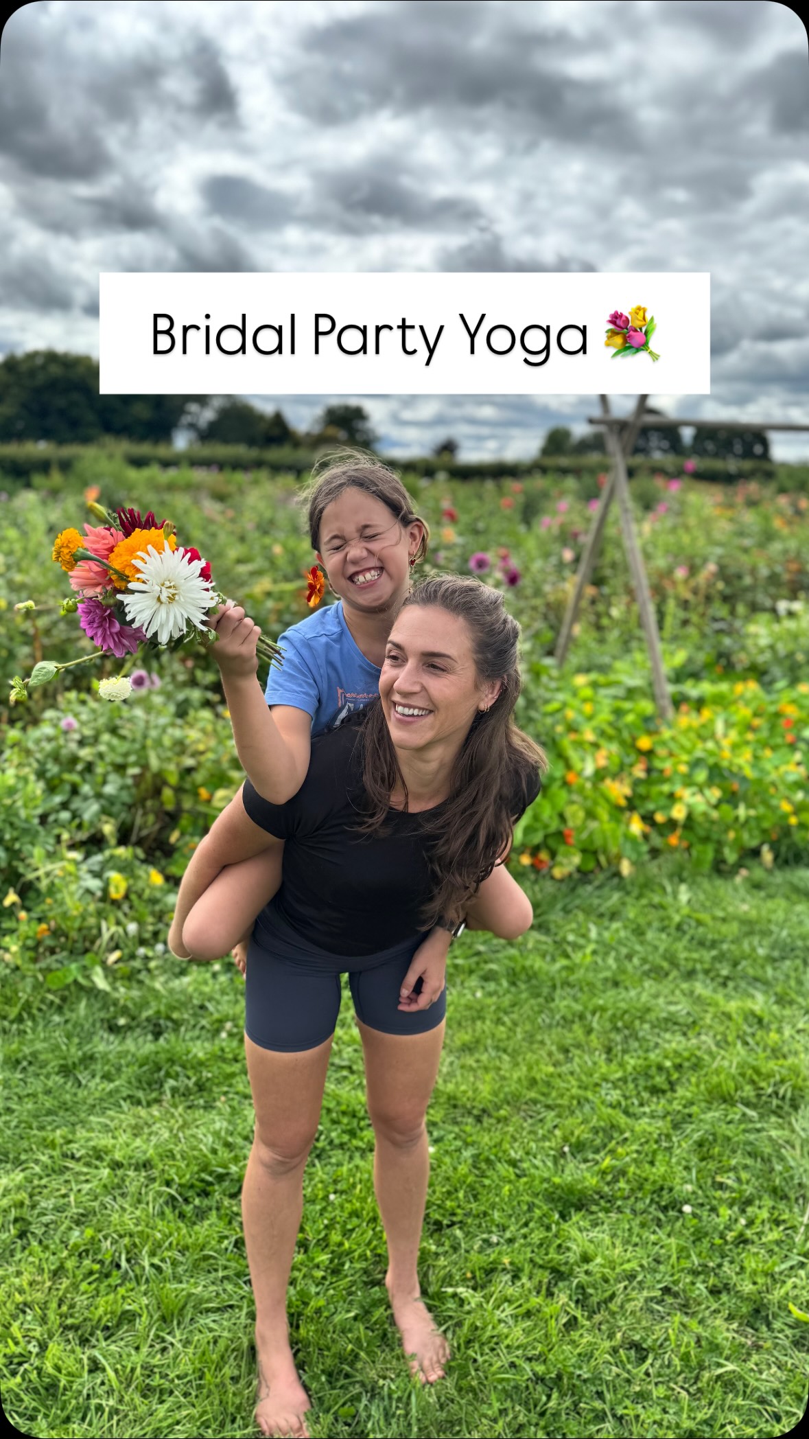 Come with me and my mini to @tomtitfarm!
Designing bespoke experiences for groups such as the celebration of a bride-to-be is one of my favourite parts of what I do 🥹
This stunning location features the cutest little teepee shelter and a garden of beautiful blooms to pick, arrange and decorate.
Such a fantastic day, incredibly grateful 💐🧘🏻♀️
Ft. @wildcoastcollective_ yoga mats 😍
#nzyoga #yogaevents #yoganz #yogaclasses #movementismedicine