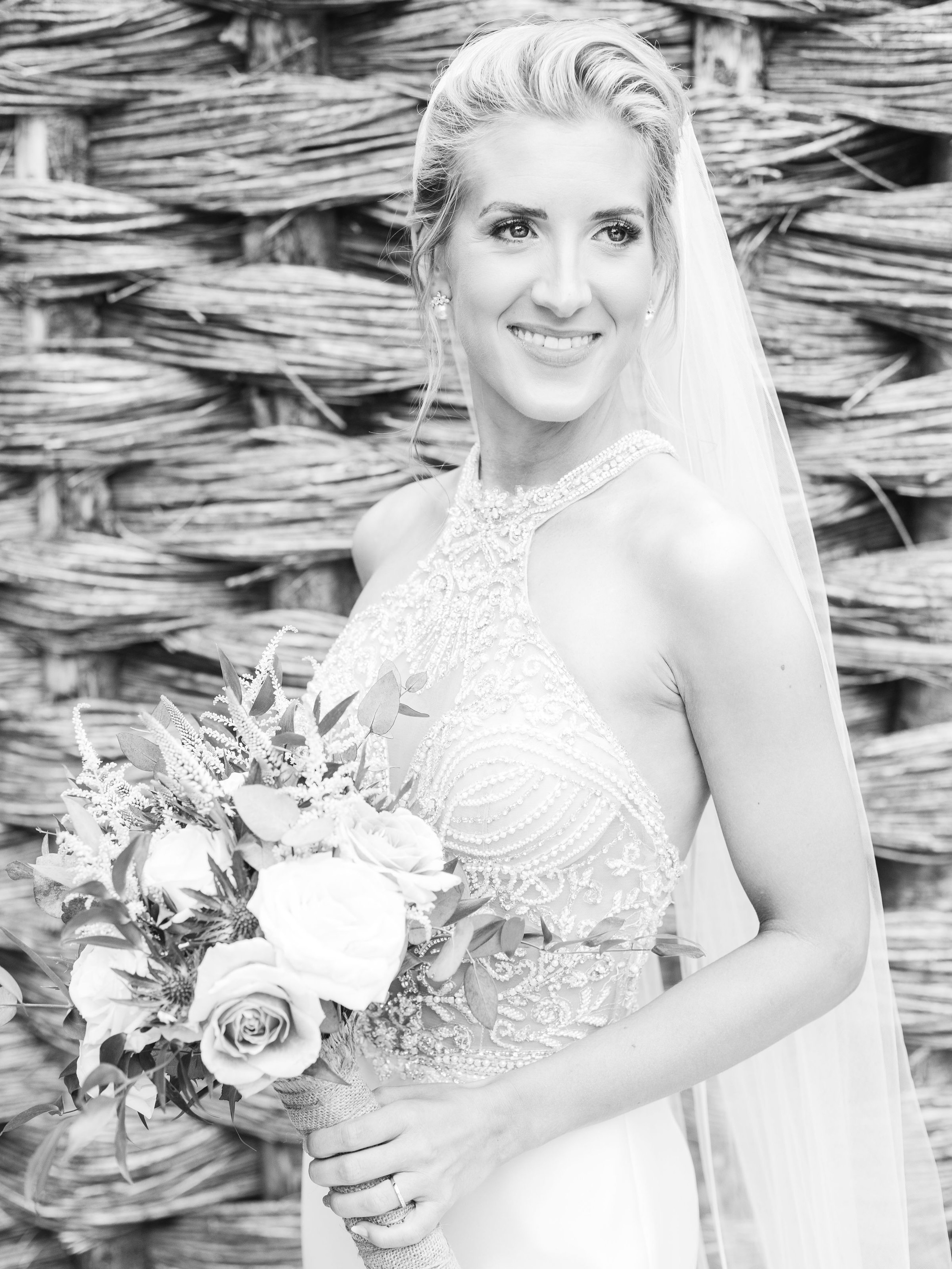 Had the busiest week with 4 shoots. Now feeling extra grateful for another sunny family weekend before a busy week ahead with 2 weddings and a family shoot ๐ค
Hope you all have a lovely weekend!
๐ธ Gorgeous @slp1309 at @upcote_barn