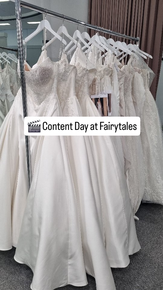 A little sneak peek of our latest content day... and we are OBSESSED! 🤍
From the details to the dresses, every moment was pure magic. These finished looks are EVERYTHING, and we can't wait to share more with you.
Stay tuned because this is just the beginning... 👀✨
Stunning gowns and beautiful bridal inspiration coming soon! 💍✨️
The Team ✨️
@elegancia_makeup_hair
@reelsocialweddings
@jencphotography_
@nickyedwardsmua
@perfectpoutmelbourne
@maryanne.mua
@emfunston @brittsalthouse
@brittspiteri_777 @julz_xxo
@adele_greenwood @annelise_raquel
#bridalcontent #melbournebridal #behindthescences #bridalglamteam #melbournebridalboutique