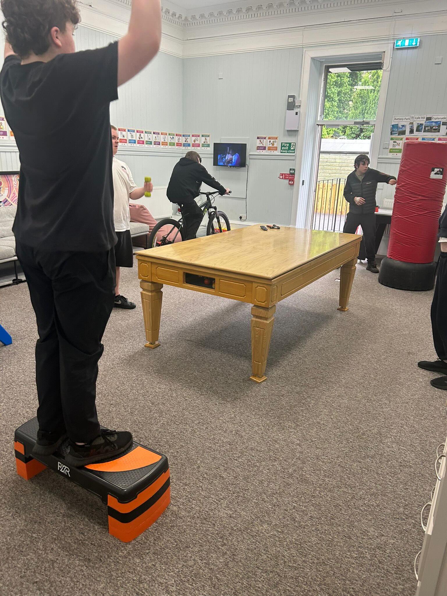 Indoor circuit training for the seniors today 💪🏻 #healthandwellbeing #circuits