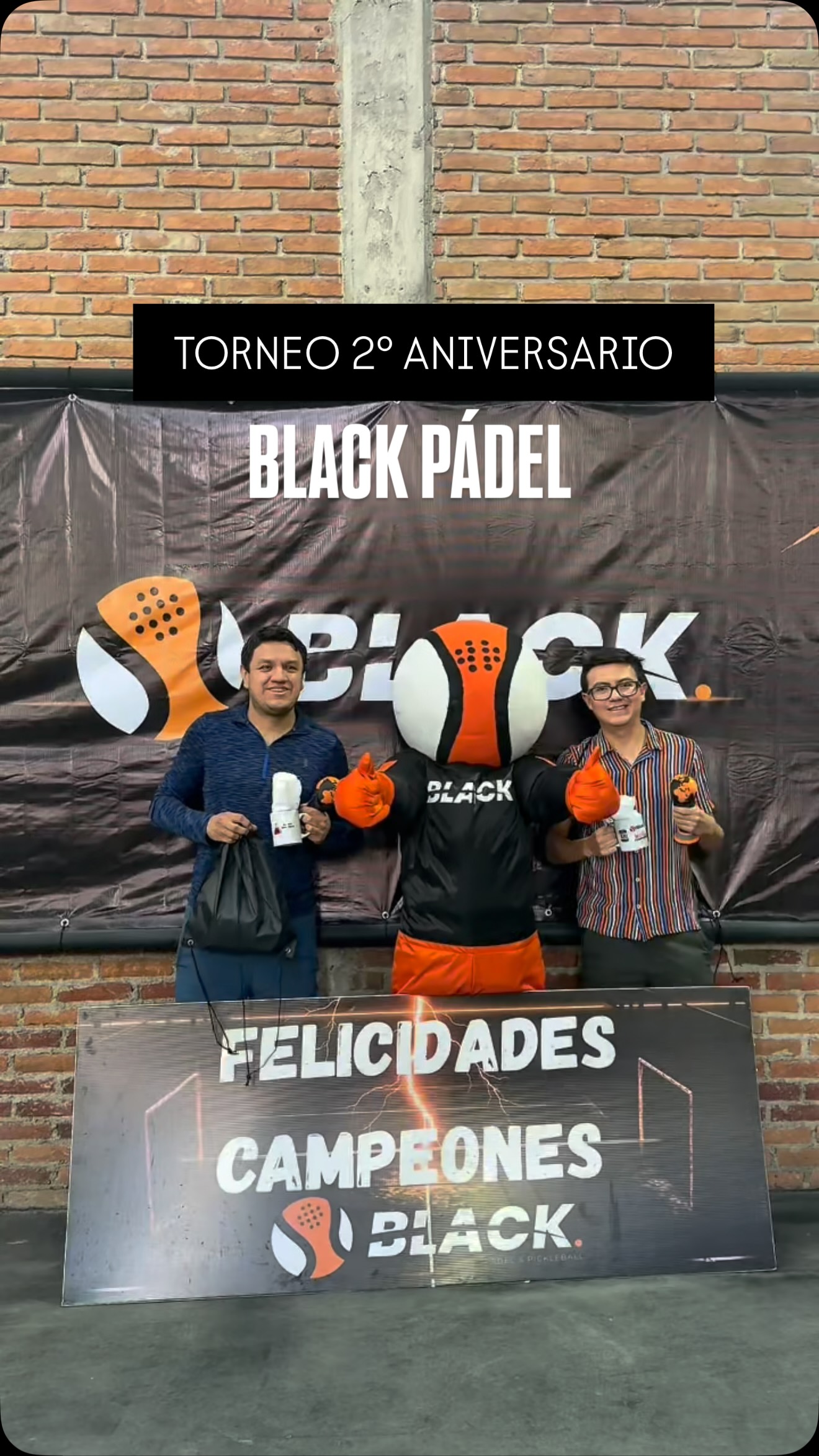 Más de 65 parejas.
6 categorías.
2 semanas de intensa competencia.
Y una sola comunidad que lo hizo posible….
Black Padel reafirmó el concepto que ha impulsado su crecimiento durante estos dos años: Todos son parte de la Familia Black.
.
.
.
🎾 @blackpadelandpickleball
📹 @dannpc
#padel #deporte #torneo #recomendacion #reelsviral