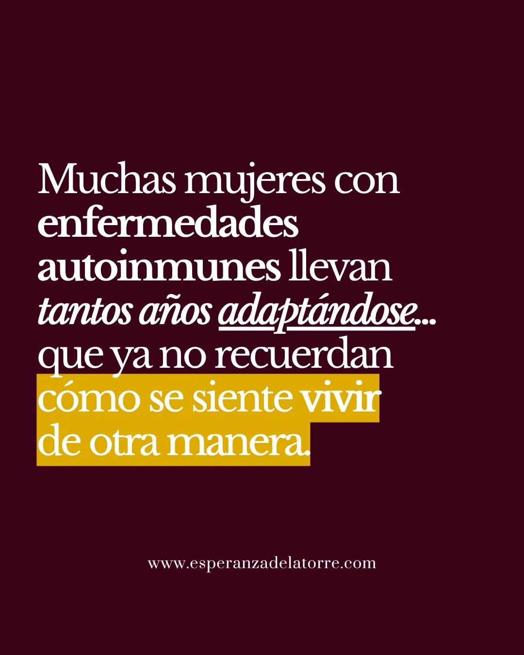 No es solo el cuerpo.
Es lo que estás sosteniendo.
𝐄𝐬𝐨 𝐪𝐮𝐞 𝐝𝐢𝐜𝐞𝐬 𝐪𝐮𝐞 “𝐧𝐨 𝐞𝐬 𝐩𝐚𝐫𝐚 𝐭𝐚𝐧𝐭𝐨”.
Eso que has aprendido a normalizar.
Eso con lo que convives cada día… aunque 𝐩𝐨𝐫 𝐝𝐞𝐧𝐭𝐫𝐨 𝐭𝐞 𝐚𝐩𝐫𝐢𝐞𝐭𝐞.
𝐍𝐨 𝐞𝐦𝐩𝐞𝐳ó 𝐜𝐨𝐦𝐨 𝐚𝐥𝐠𝐨 𝐜𝐫ó𝐧𝐢𝐜𝐨. Empezó como algo que te desbordó.
Pero la vida siguió.
Y 𝐭ú 𝐭𝐚𝐦𝐛𝐢é𝐧.
Y te adaptaste.
A lo que había.
𝐀 𝐥𝐨 𝐪𝐮𝐞 𝐭𝐨𝐜𝐚𝐛𝐚.
A lo que no supiste —o no pudiste— cambiar en ese momento.
Y eso, con el tiempo, 𝐬𝐞 𝐯𝐮𝐞𝐥𝐯𝐞 𝐢𝐧𝐯𝐢𝐬𝐢𝐛𝐥𝐞.
Dejas de cuestionarlo.
𝐃𝐞𝐣𝐚𝐬 𝐝𝐞 𝐯𝐞𝐫𝐥𝐨.
Dejas de relacionarlo con tus síntomas.
Pero el cuerpo no. 𝐄𝐥 𝐜𝐮𝐞𝐫𝐩𝐨 𝐧𝐨 “𝐩𝐚𝐬𝐚 𝐩á𝐠𝐢𝐧𝐚”.
El cuerpo sigue respondiendo a aquello que, de una forma u otra, 𝐬𝐢𝐠𝐮𝐞 𝐭𝐞𝐧𝐢𝐞𝐧𝐝𝐨 𝐩𝐞𝐬𝐨 𝐞𝐧 𝐭𝐮 𝐯𝐢𝐝𝐚.
Por eso, a veces, los síntomas persisten incluso cuando llevas años intentando que desaparezcan.
No porque no lo intentes.
Sino porque hay 𝐮𝐧𝐚 𝐩𝐚𝐫𝐭𝐞 𝐝𝐞 𝐥𝐚 𝐞𝐜𝐮𝐚𝐜𝐢ó𝐧 𝐪𝐮𝐞 𝐬𝐢𝐠𝐮𝐞 𝐢𝐧𝐭𝐚𝐜𝐭𝐚.
Y no se trata de entenderlo mejor.
Se trata de tener la honestidad suficiente para reconocer 𝐪𝐮é 𝐬𝐢𝐠𝐮𝐞 𝐬𝐢𝐞𝐧𝐝𝐨 𝐝𝐞𝐦𝐚𝐬𝐢𝐚𝐝𝐨 𝐜𝐨𝐬𝐭𝐨𝐬𝐨 𝐜𝐚𝐦𝐛𝐢𝐚𝐫.
No porque no quieras.
Sino porque, probablemente, 𝐦𝐨𝐯𝐞𝐫𝐥𝐨 𝐭𝐢𝐞𝐧𝐞 𝐮𝐧 𝐩𝐫𝐞𝐜𝐢𝐨.
Y mientras ese precio no esté sobre la mesa,
𝐞𝐥 𝐜𝐮𝐞𝐫𝐩𝐨 𝐯𝐚 𝐚 𝐬𝐞𝐠𝐮𝐢𝐫 𝐡𝐚𝐜𝐢𝐞𝐧𝐝𝐨 𝐬𝐮 𝐩𝐚𝐫𝐭𝐞.
.
.
.
.
.
#autoinmune #enfermedadesautoinmunes #enfermedadesraras #enfermedadesinvisibles #autoinmunes