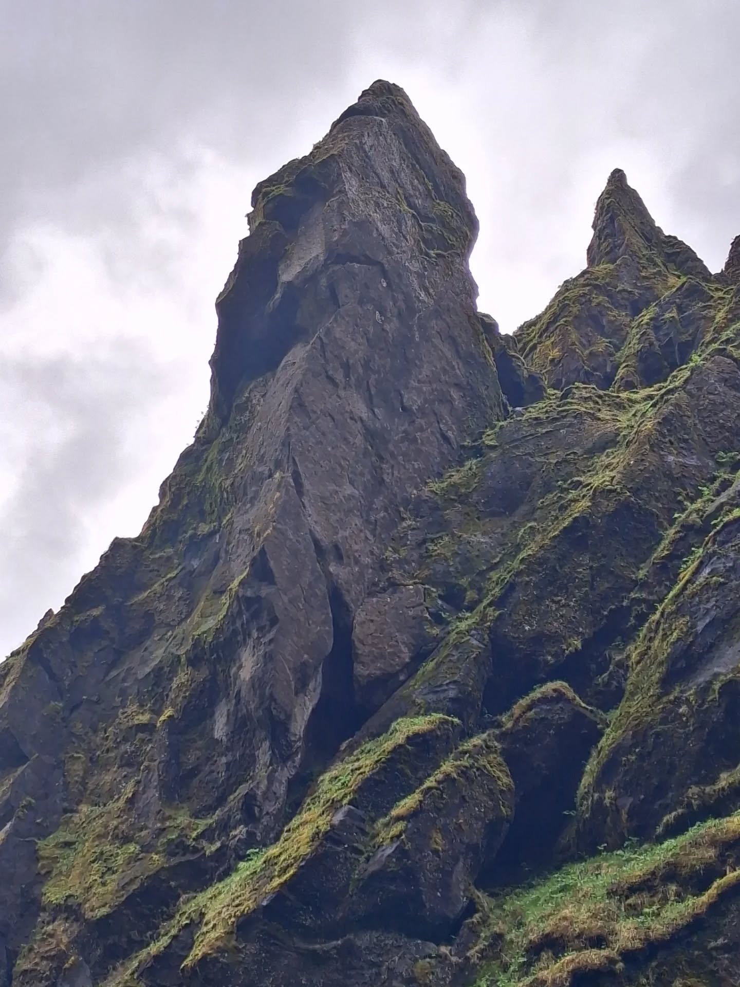 Have you ever seen a stone Troll give you a face-palm? I was today years old when I did...
Thakhil is amazing... possibly my favorite bit of Iceland ❤️
