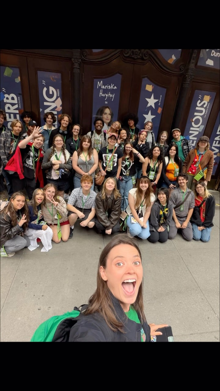Sunshine, smiles, and our #SelfieSunday! These photos capture the good vibes on our Broadway sidewalks this week, as folks kicked off summertime with some BUC. We’re excited to keep it going as we start a new month tomorrow! 💚