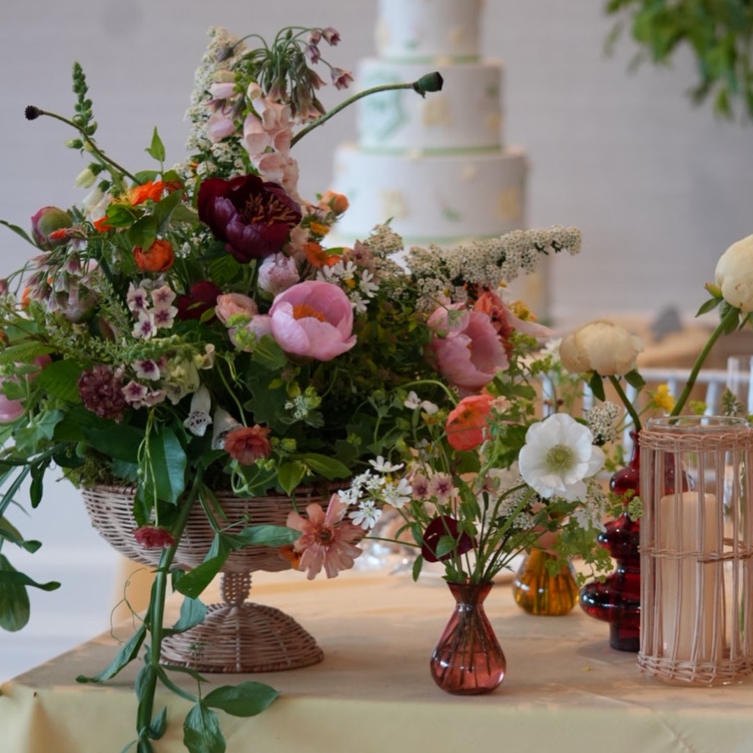 The summer meadow look, with peonies in full force for Page & Win's wedding this past weekend. Congratulations!🎉 These beautiful arrangements by @longfieldfarmct were picked up, repurposed into bedside arrangements, and delivered to the residents at Stamford Manor in Stamford. Thank you @bitesbythepage for sharing part of your celebration. You made a lot of seniors very happy - they felt the love.❤️