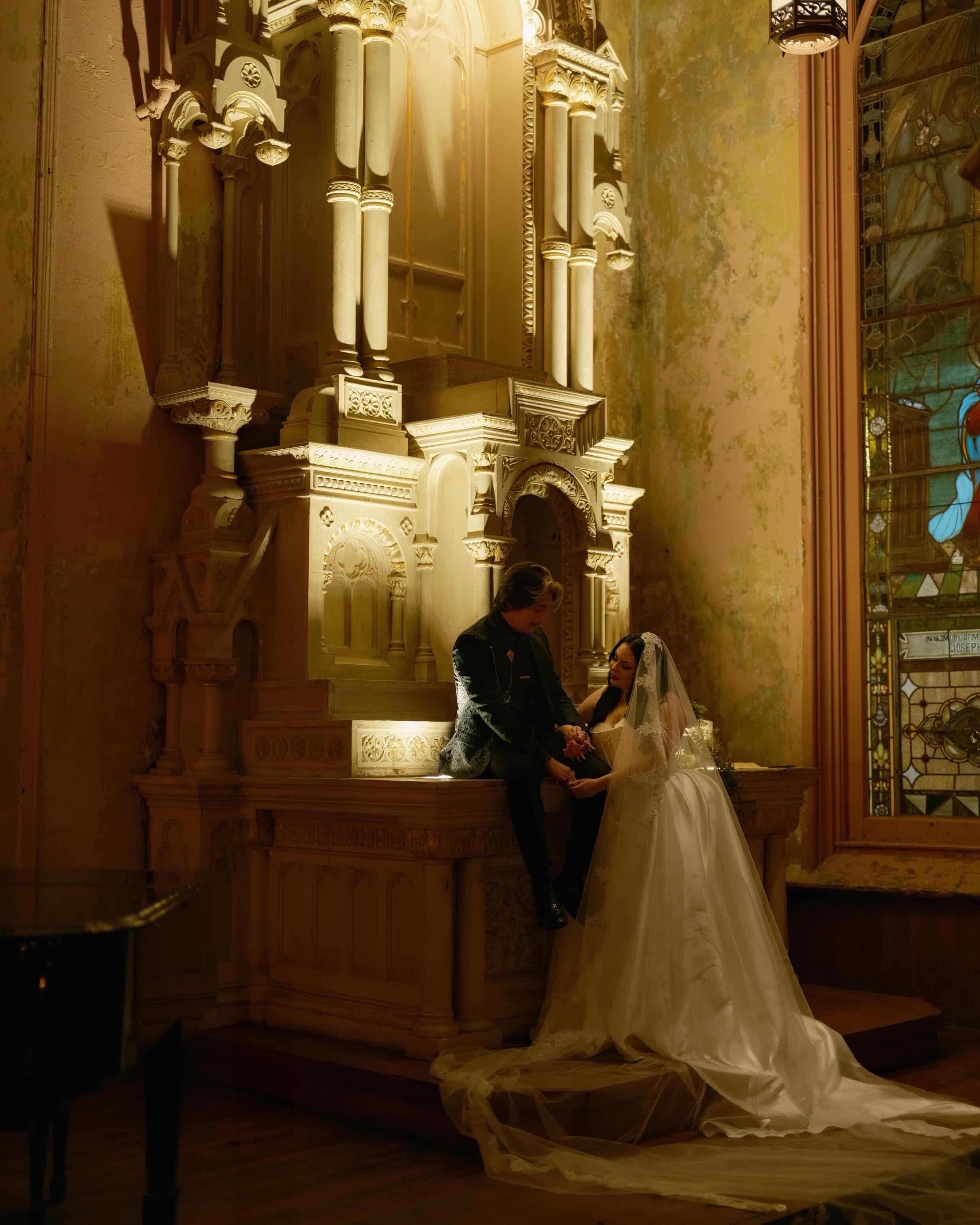 Our beautiful bride @roselugosi
A dreamy cathedral wedding wrapped in romance, elegance, and timeless corsetry.
The way this gown came to life in such a cinematic setting feels truly unforgettable.