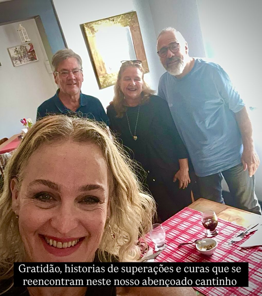 Gratidão, historias de superações e curas que se reencontram neste nosso abençoado cantinho. Acreditamos em curas milagrosas?Muitos encontros virão #srangelico #restauranteemgoncalves #goncalvesmg