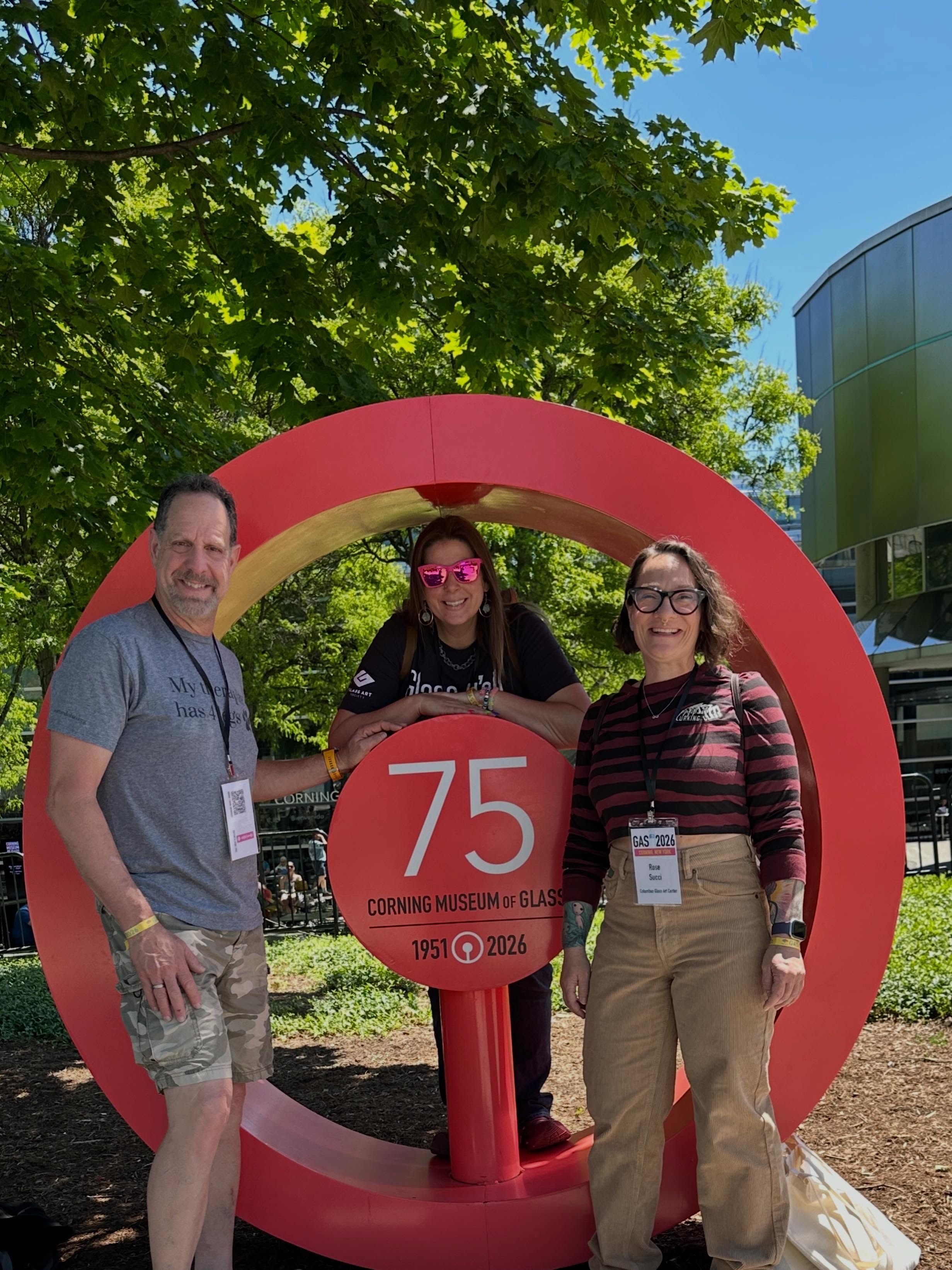 We’ve made it to Corning for the @glassartsociety annual conference at the amazing @corningmuseum ! Find one of our staff members to grab some CbusGlass swag. @johnbova2020 @peewee_glass @alexfreschglass
