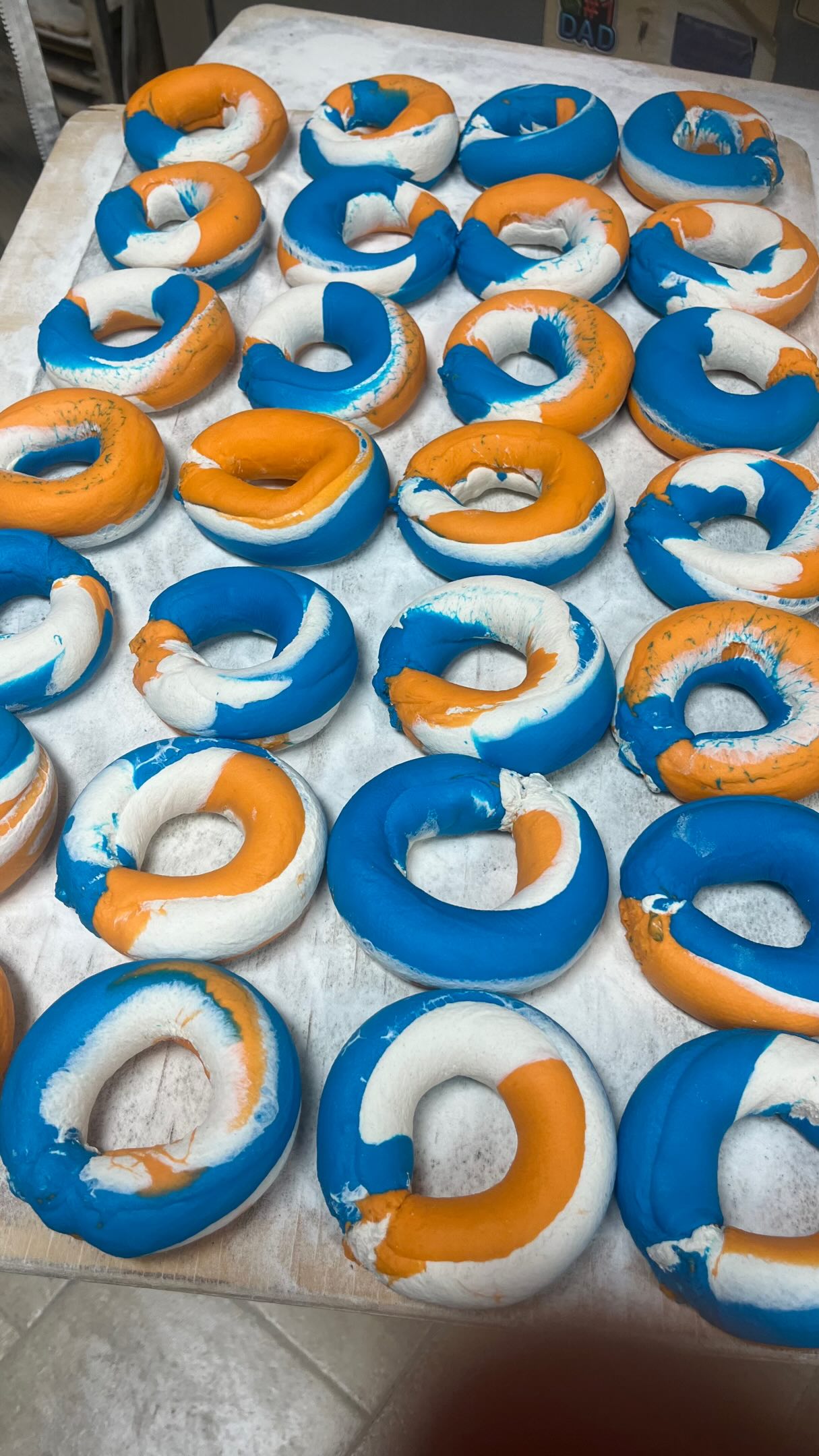 The road to a championship starts with breakfast 🏀🥯🔥Celebrate Knicks Game 1 with our orange and blue bagels. Available now at #CinosHotBagels
#knicks #bagels #longisland #oceansideny