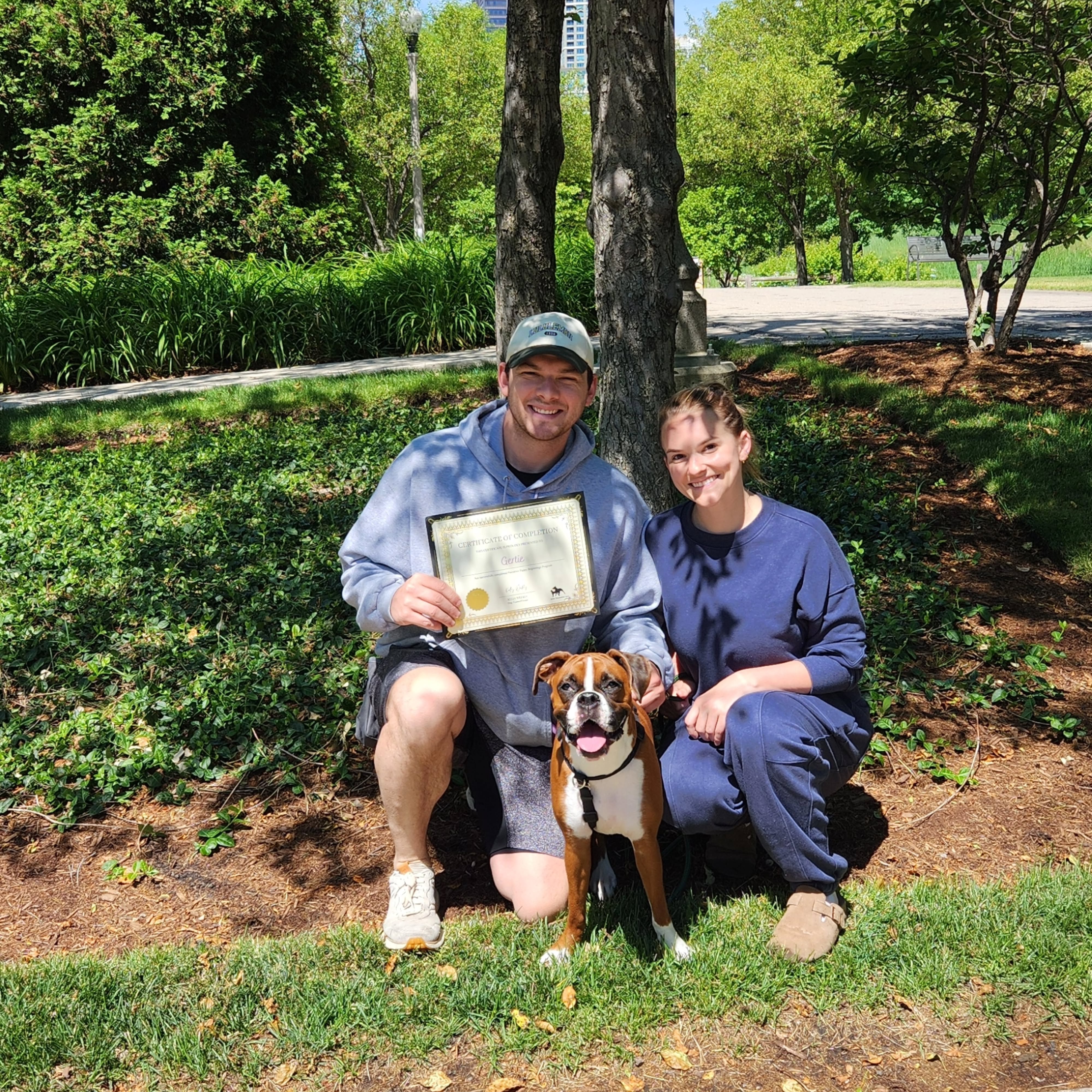 Look who graduated 🎊🎉🥳
Gertie did so amazing in her training! I'm so proud of her and her parents 💓
We worked on leash walking and now she is a star!!