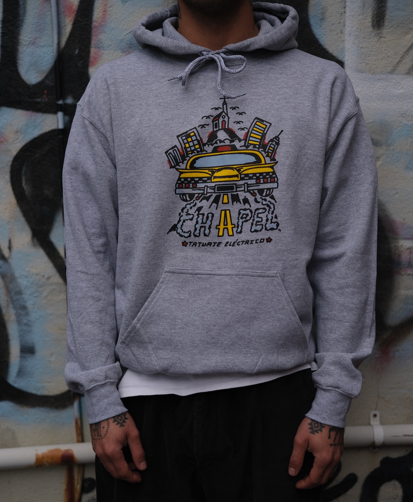 💥 New merch is up!💥
•Hoodies designed by @maxsinapuro
•T-shirts designed by @henrylytattoo
•Printed by our mates @antifutureprintstudio
Available on our Big Cartel
Link in the bio 👀
For bookings:
Call ☎️ 03 9521 1202
Email 📧 info@chapeltattoo.com
.
.
.
.
#merch #blackandgreytattoo #colourtattoo
#chapeltattoo #melbournetattoo