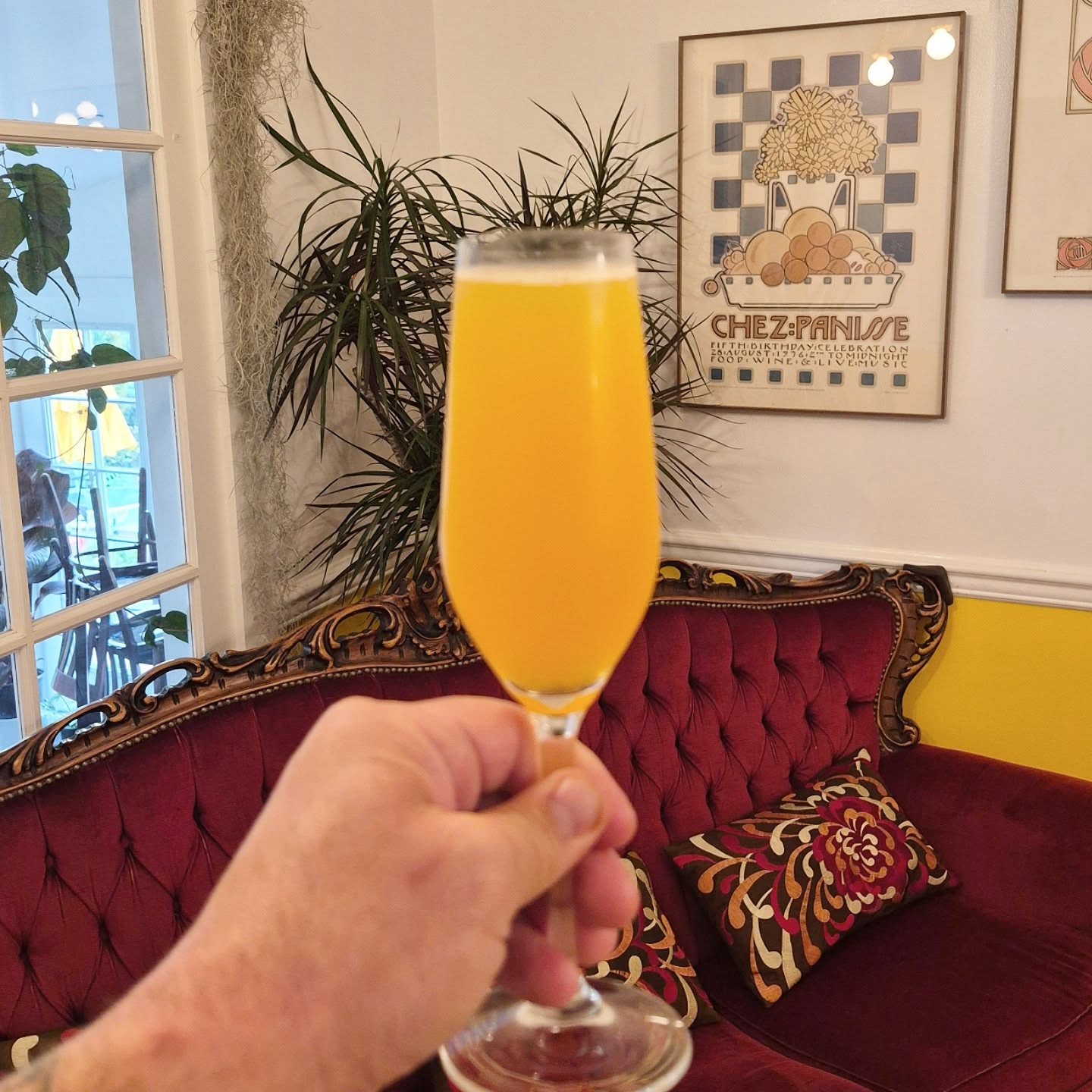 Come and try our seasonal cocktail!!! @resendizfruitbarn has always been one of my favorite produce vendors and they definitely delivered some of the best melons ever!!! Melons, soke and Champagne. It's summer in a glass!!!