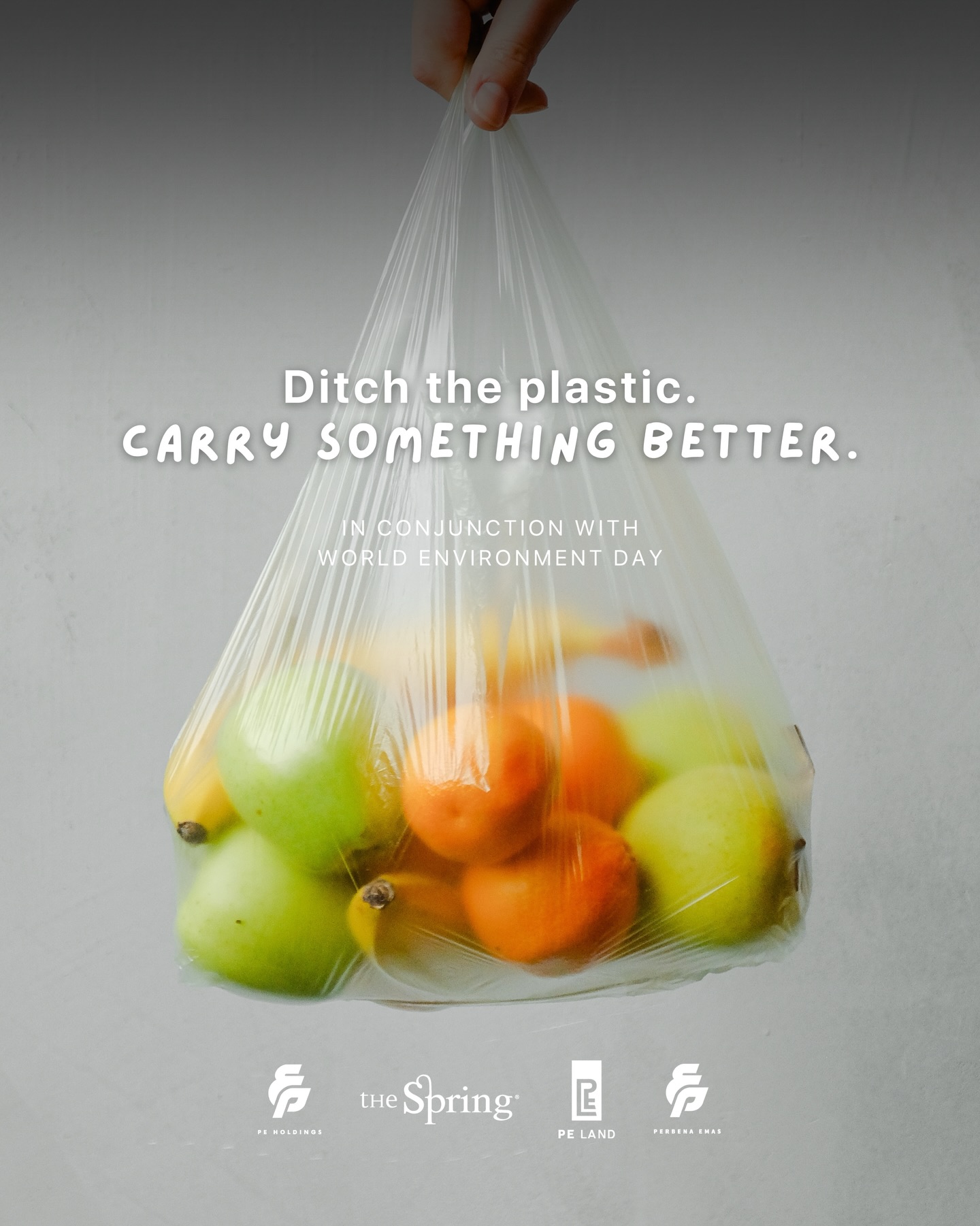 In conjunction with World Environment Day, The Spring, together with @perbena_emas, takes a step forward towards a better tomorrow — starting right here at the mall.
Introducing the “Carry It Forward” Bag Station — a shared space where shoppers can take or leave clean, reusable paper bags. If you need one, take it. If you have extra at home, drop it off so it can be reused again.
A simple exchange that helps reduce single-use plastic, one bag at a time. Be part of this change, starting at the Ground Floor.
#thespringcares #beatplasticpollution #WorldEnvironmentDay