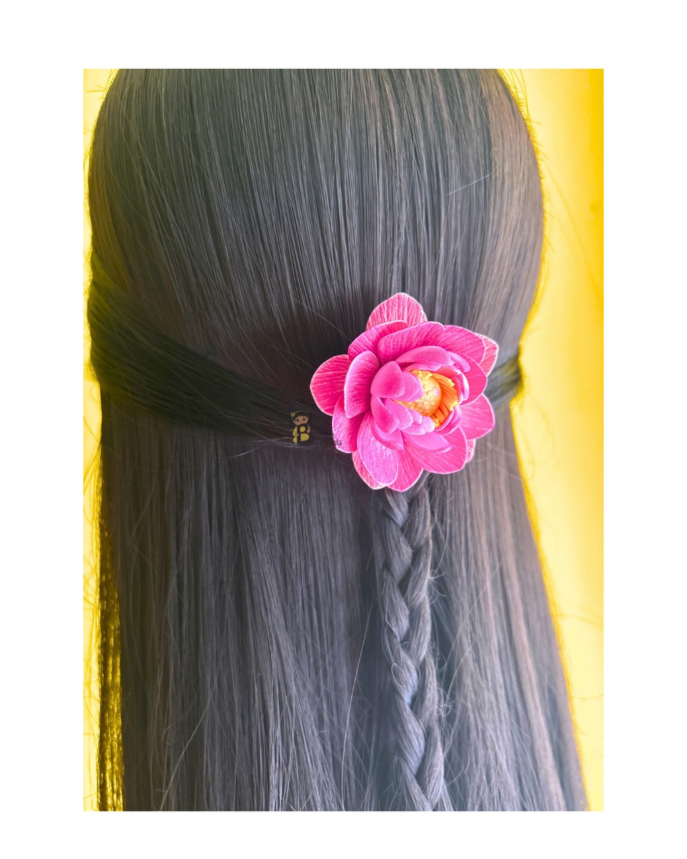 Simple yet Cute Lotus U pin
Waterproof handmade reusable
#lotus #upin #hairaccesories #bunchofpetals