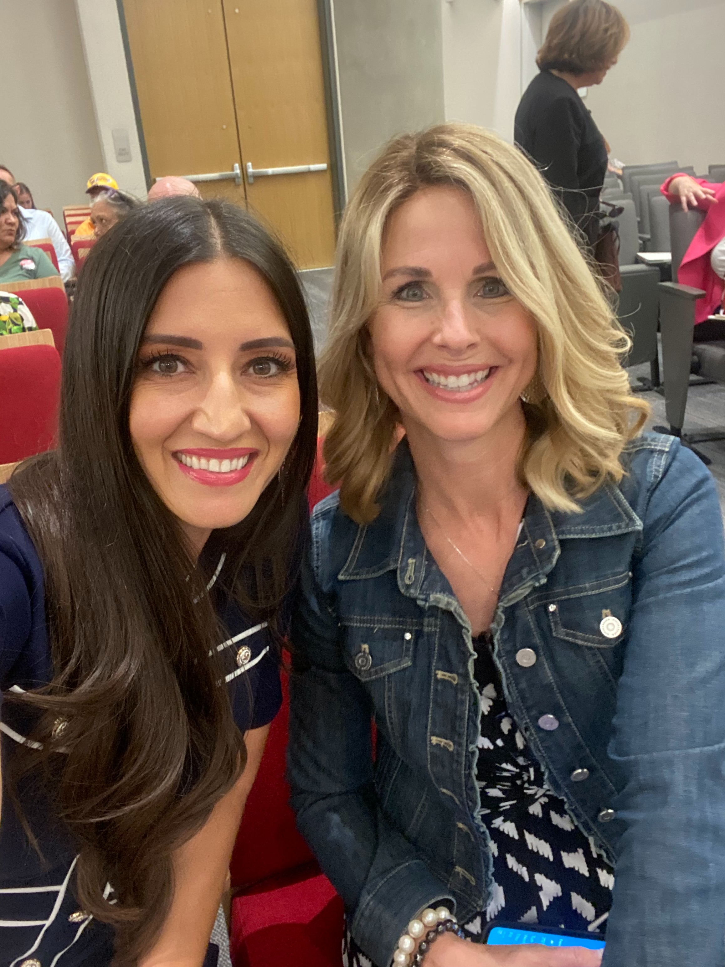 When I met @sonjashaw2026, I knew she would change the landscape of California education. 🍎🇺🇸
As a friend, colleague and sister in Christ, I couldn't be more proud of her incredible accomplishments and Warrior Spirit. This is what winning looks like. 🔥
Get onboard, folks. 🚂
It's time to defeat the Union candidate in November. 🙏