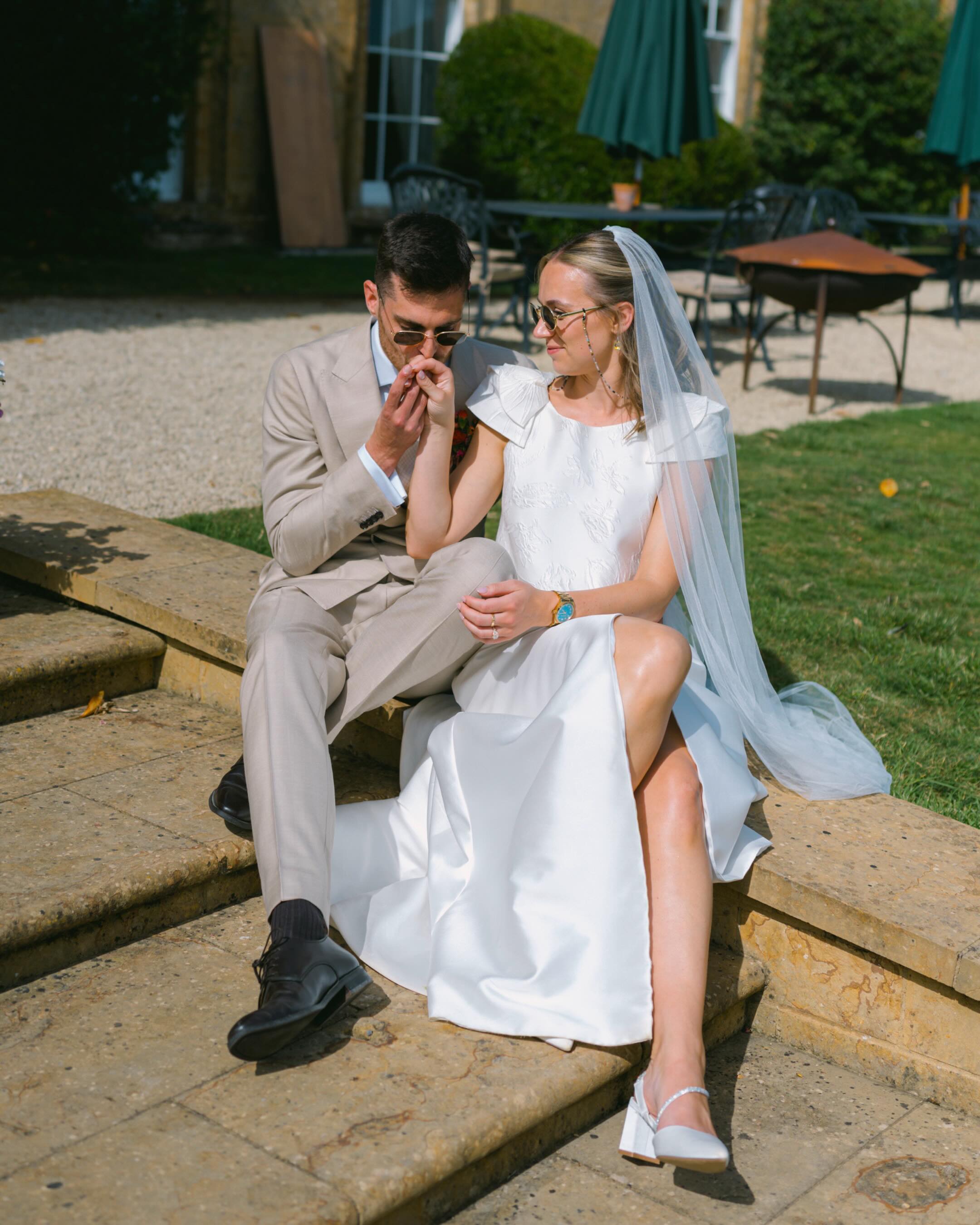 We had a great day with this couple! Thanks for having us there…@northcadburycourt. Super chilled and super fun @williamjheath and @emmacwa
Suppliers:
Venue: @northcadburycourt
Photo/video: @specularvisuals
Hair: @bridalhairbyjodie
MUA: @patisanchez.bridal
Florist: @lucycharlottefloral
Coordinator: @events_withgrace
#somersetwedding #northcadburycourt #somersetweddingphotographer