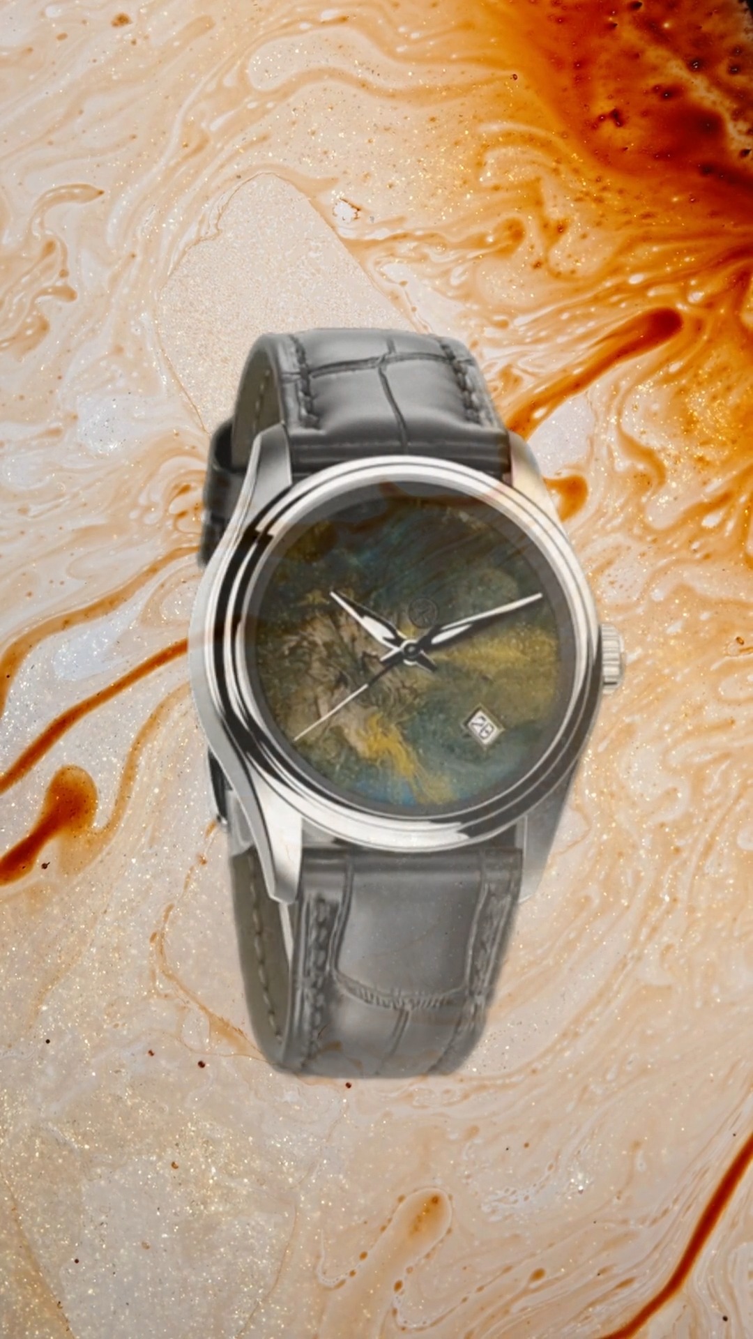Time does not have a single form.
Sometimes it is expansion, other times silence.
It moves like a nebula, vibrates like a resonance, returns to its origin.
On the dial of the M02 Special Edition Toni Art, these dimensions take on color and become visible.
“The Five Pulsations of Time.”
A timepiece that is not only meant to be seen, but to be interpreted.
