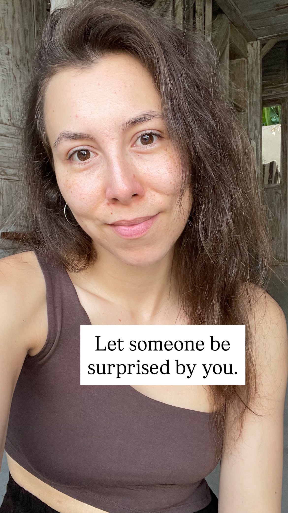What if someone saying to you:
“I’m surprised you did that”
Or “that’s unlike you”
Was actually a compliment?
I used to find this sooo triggering (yep, another old trigger of mine 😅) because I felt like someone was putting me in a box.
Maybe they were. Maybe thinking they knew me well brought them a sense of security.
Either way, now I choose to take it as a compliment.
Because in being authentic, I’m showing how multi-faceted I am. Which let’s face it, we all are!
If someone insists on putting you in a box, that says a lot more about them. Chances are they probably put themselves in a box in some way by believing they have to express themselves in the same way.
So, keep surprising people ;)
In the words of @melrobbins - “let them”.
Have you ever experienced this? Dm me or comment below ❤️
#PeoplePleasing #PeoplePleasingRecovery #PeoplePleaser #Perfectionist #BeAuthentic