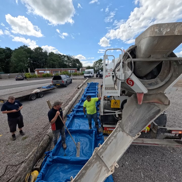 A day at @springlakeswatersports casting anchors for the @unionaquaparks expansion.
Check back next week for the install and to see the new layout 🤘🤘🤘
#aquapark #aquaparkinstall #anchors