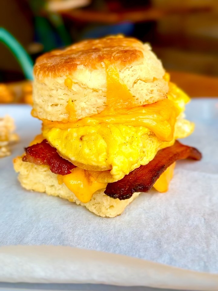 Good morning ☀️ Enjoy your day, super excited to see you ✨ Bacon Egg & Cheese on a Biscuit 🤗 — awesome for breakfast & lunch
www.kitchentableomaha.com
Dine IN, Takeout, Door Dash!
Thank you for choosing: small, local, scratch-made, with love
Making food that makes you feels good — eating with the seasons, a little something for everyone ✨
Shop Small x Eat Local