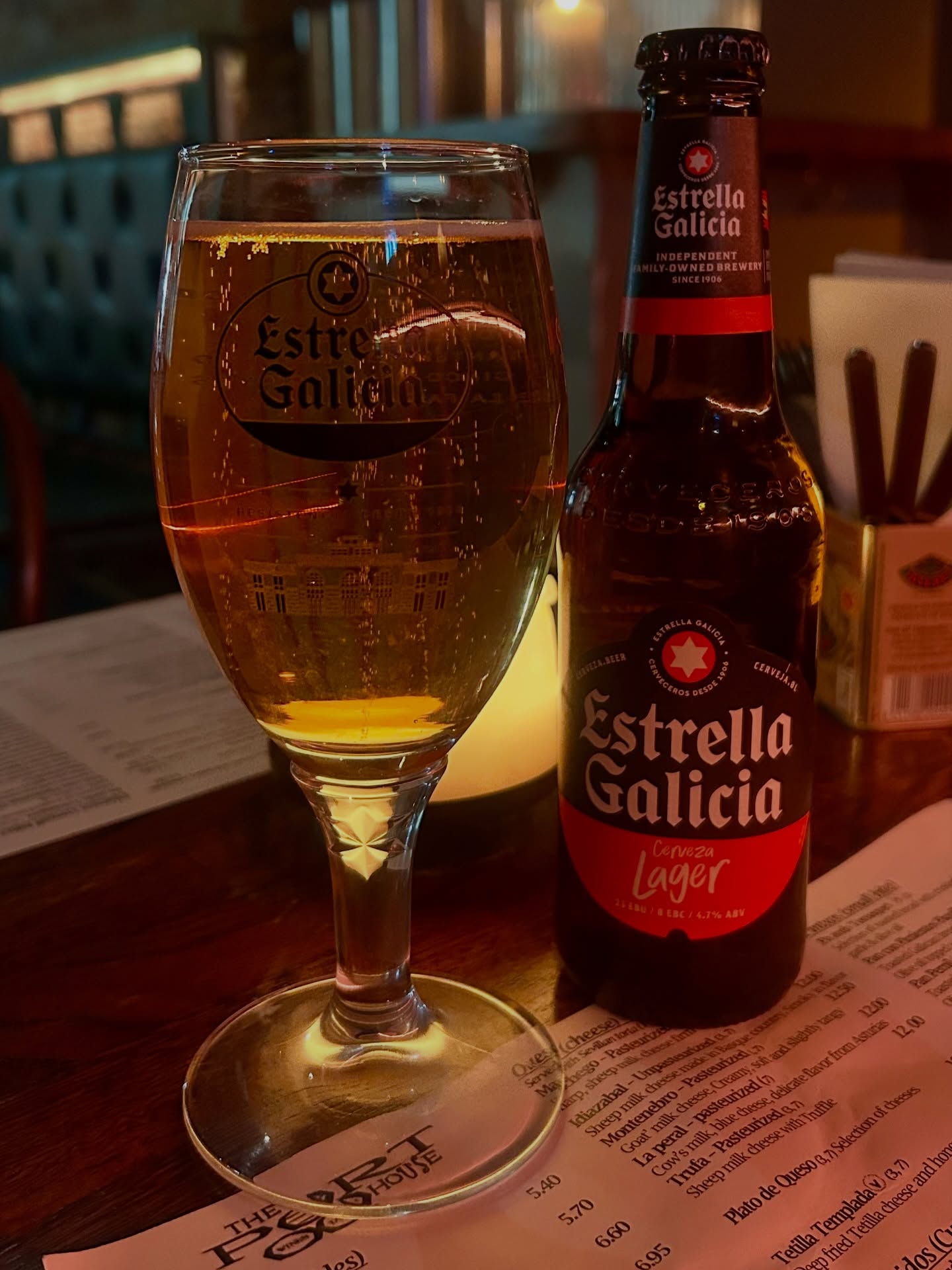 We’ve visited the Estrella Galicia brewery in La Coruña to discover more about its craft and tradition, and we’re excited to bring that story to you.
Smooth, refreshing, and always a perfect choice in our restaurant. Salud! #estrelagalicia #lacoruna #theporthouse