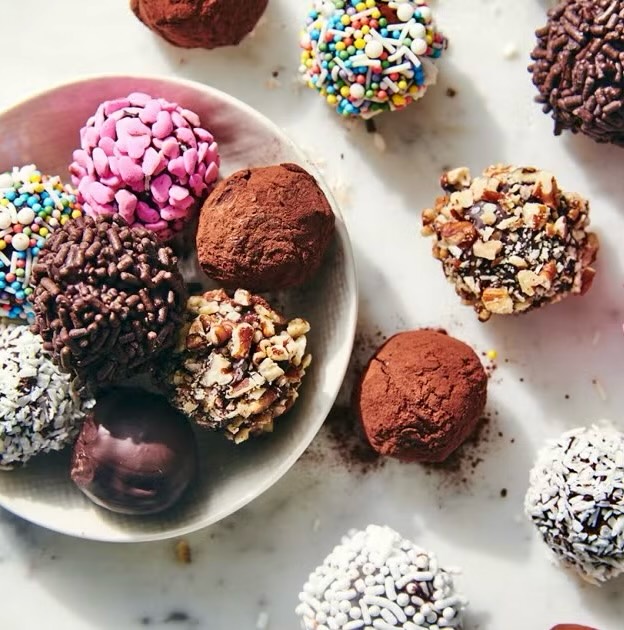 I’m preparing for the next stage of my business and some exciting upcoming projects (and big shows!), so I’ve created two limited opportunities available today only:
Hands-On Chocolate & Spirits Insider Experience Workshop (10 seats available)
Founder’s Chocolate Collection (13 remain)
Everyone who reserves today will also receive a special thank-you gift and early access to future special releases.
—>Reservations for the Insider Experience Workshop close tonight at 10 PM (or before that if it sells out).
—>Only 15 Founder’s Collections will be available and once they’re gone, they’re gone.
If you’ve enjoyed my chocolates at events, markets, or tastings, I’d love to have you be part of what’s next!
Links to both in bio! DM me with questions!