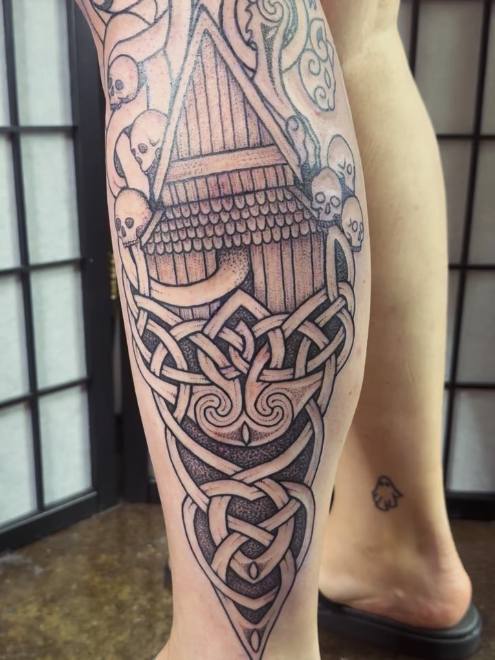 Excited to be working on an outer leg sleeve work in progress! This is inspired by the Norse goddess Freya. In this art, I have Freya’s two cats, her falcon for her magical cloak made of falcon feathers and some valkyries bringing the dead to her afterlife of Fólkvangr, represented by the hall at the bottom of the piece.
-
I’ll share as I finish this piece down the road, but just wanted to show my process! The last photo shows what we did for our first session, and the first two photos are after our second session.
-
Thank you so much to the loveliest and most dedicated client. It’s such a pleasure to work with you!
-
#triplegoddesstattoos #nordictattoo #norsemythologytattoo #papercranestudio