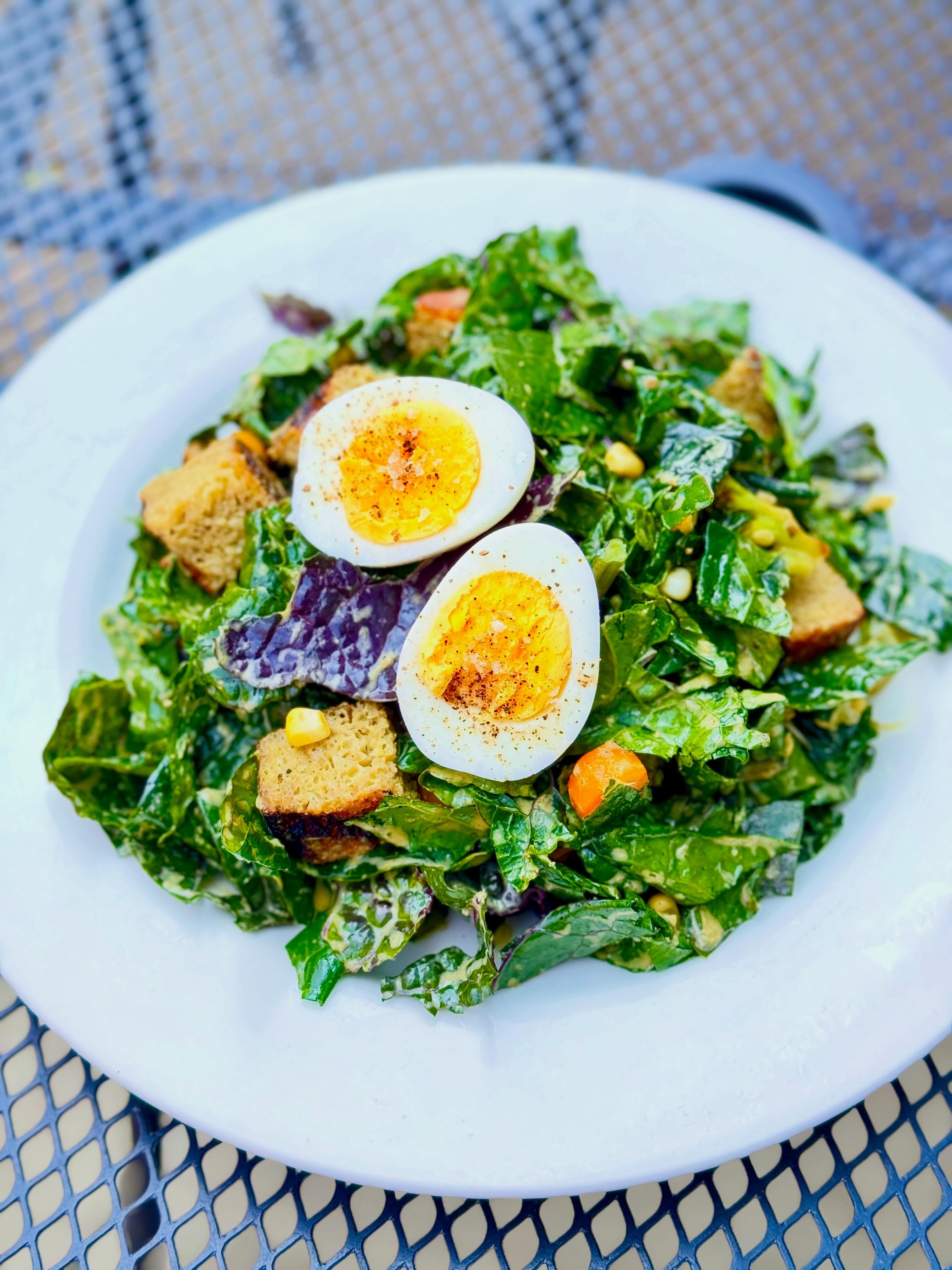 Panzanellas & Patios 🥰 — feel free to add a booked egg, ooh pesto chicken salad would be so good too 🥳 Greens by @longwalkfarm 🙌
www.kitchentableomaha.com
Dine IN, Takeout, Door Dash!
Thank you for choosing: small, local, scratch-made, with love
Making food that makes you feels good — eating with the seasons, a little something for everyone ✨
Shop Small x Eat Local