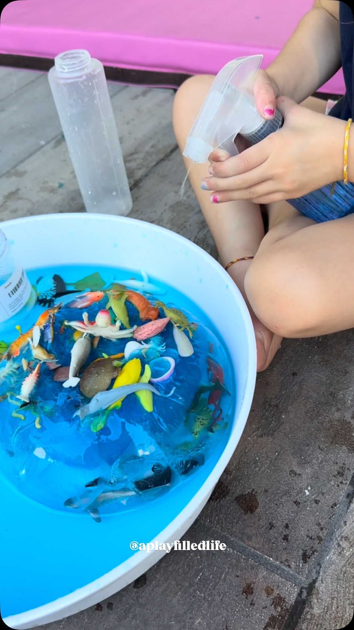 Follow for daily ideas that support play, motor skills learning and regulation!
Ok before someone gets upset- yes - this has to freeze for awhile-i like to do it overnight. BUT you can prep it in literally a minute and then you’re ready to grab it and play the next day!
Comment ICE for the links to supplies.
You get to decide what is safe and manageable in your home. Always monitor young children.